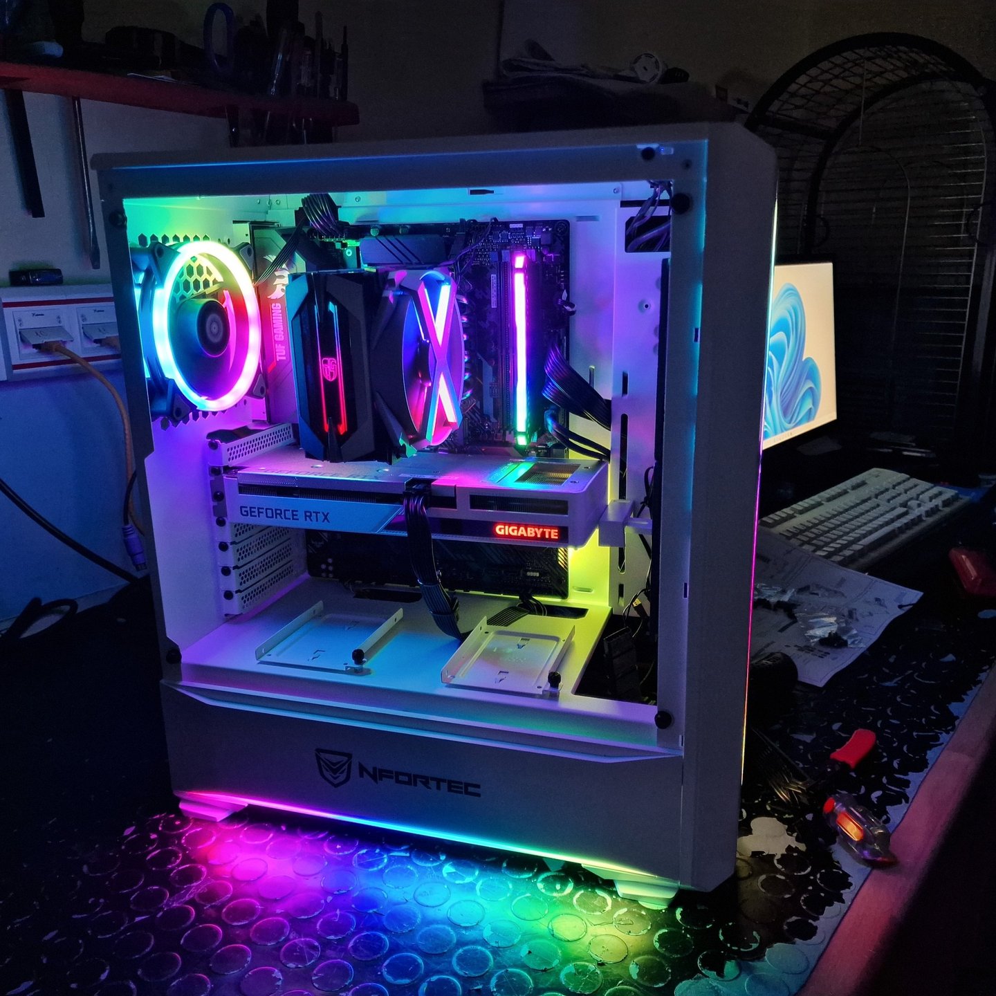 Pc montado en Infoara