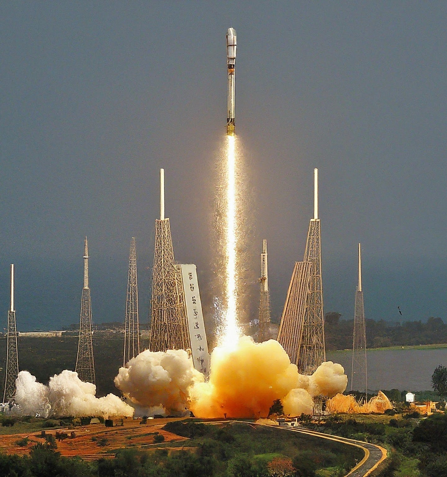 SMALL SATELLITE LAUNCH VEHICLE SSLV