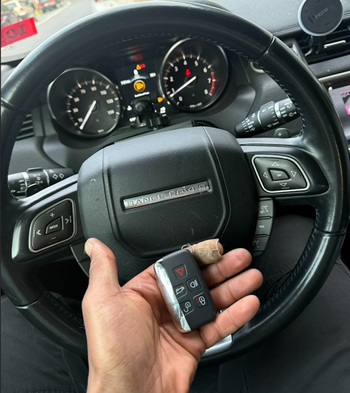 Flash Auto Keys Locksmith Range Rover Car Key Replacement Key Programming