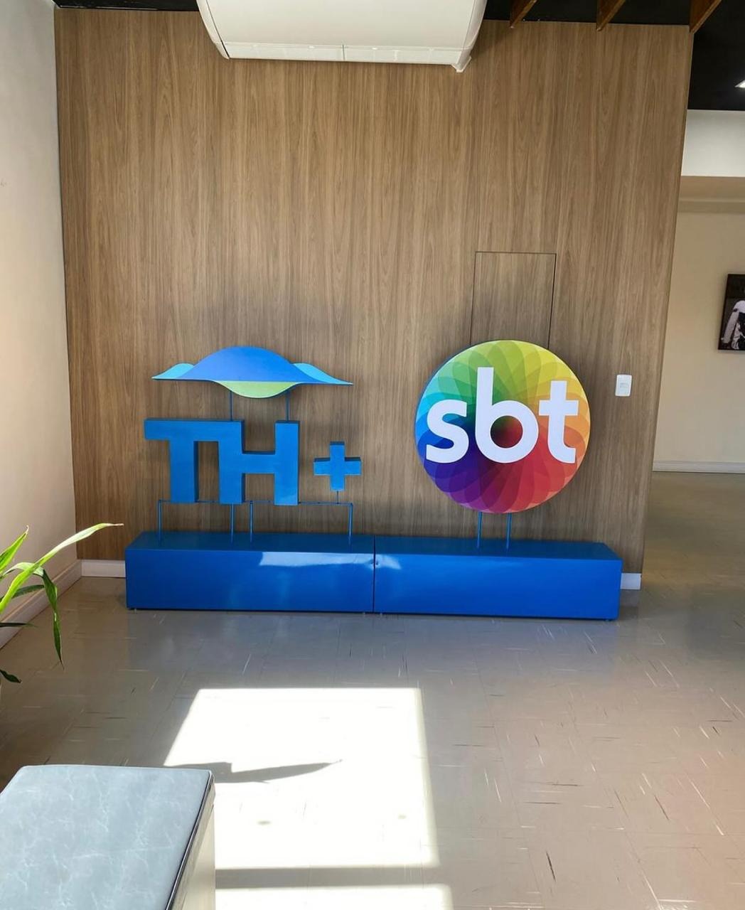 Letreiro em ACM para empresa em sjc