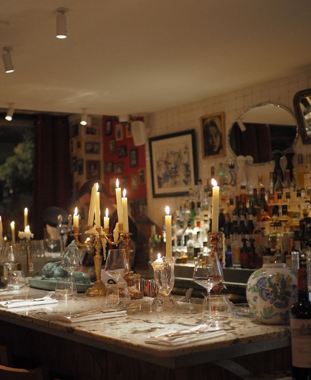 table restaurant en granit