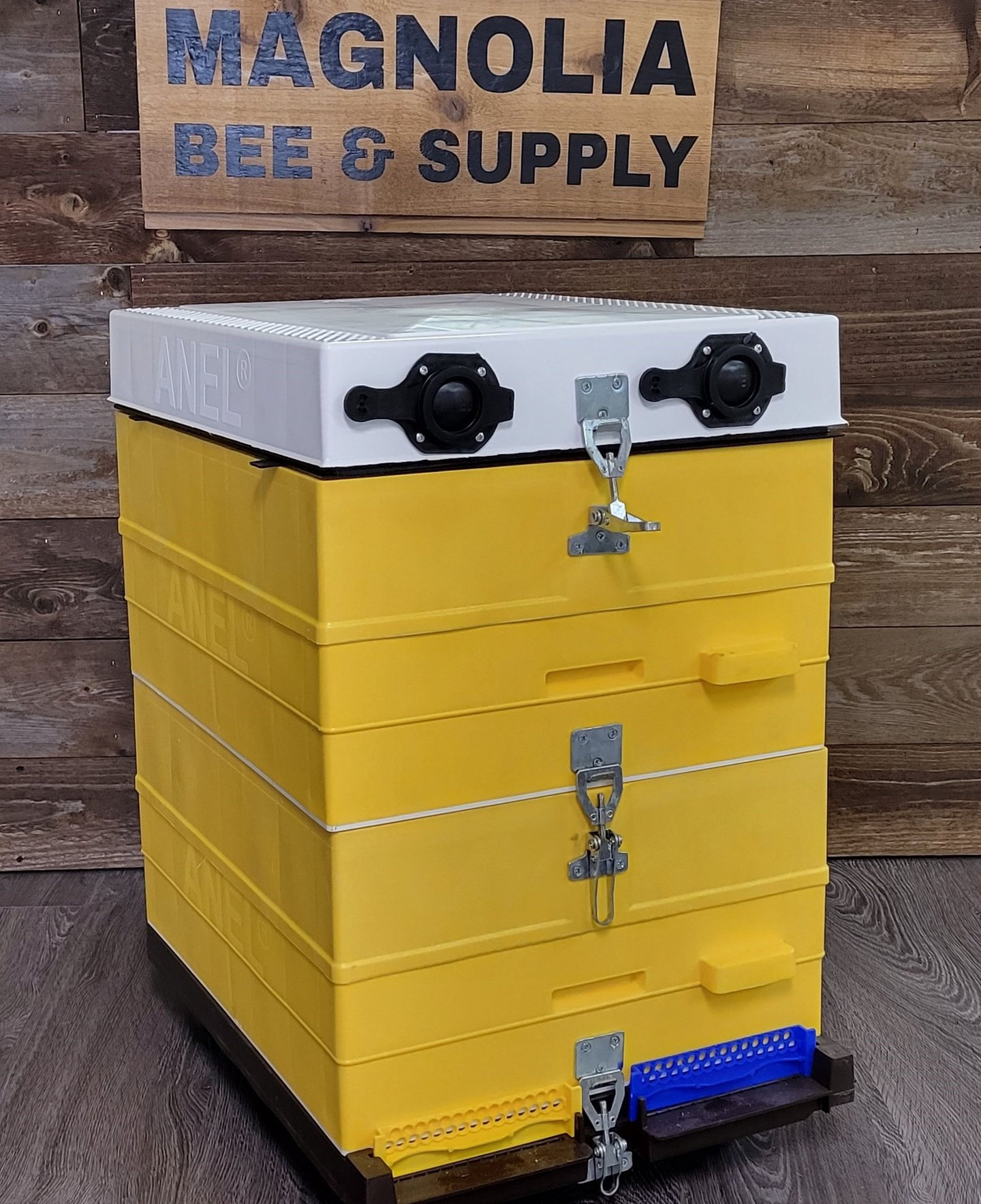 ANEL Insulated Hive