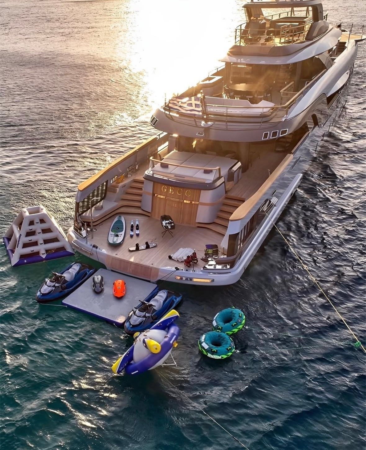 yacht - rental watertoys - Efoil rental - efly 