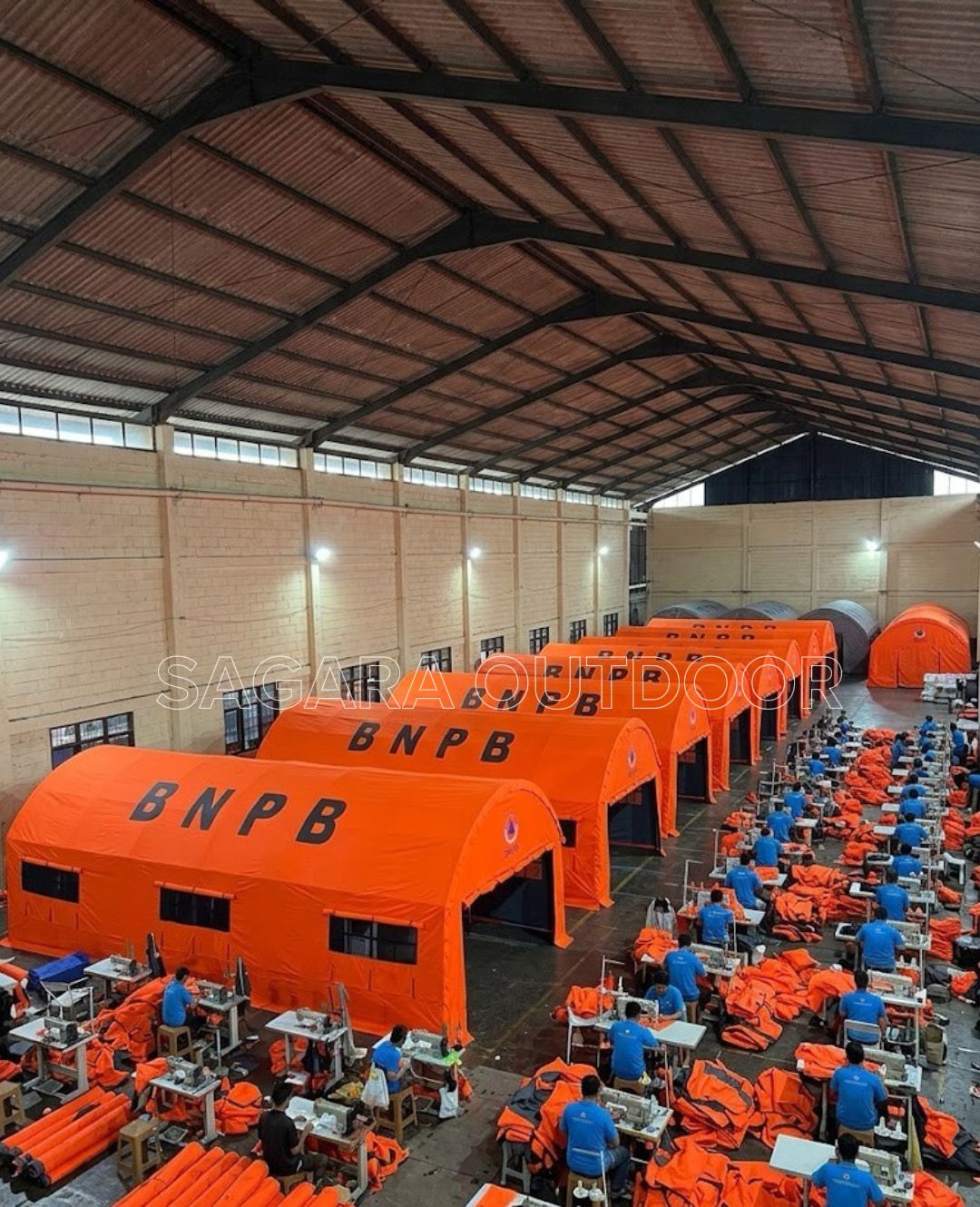 tenda pengungsi