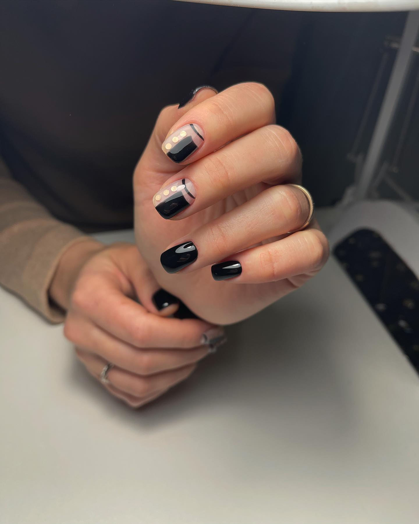 Nagai papuošti dekoru