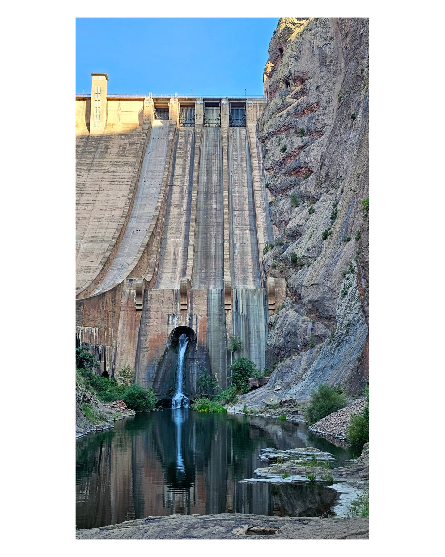Jacob's Ladder, Central Hidroelectrica Escales, Canon de Sopeira no. 1 photographed by NIKORU