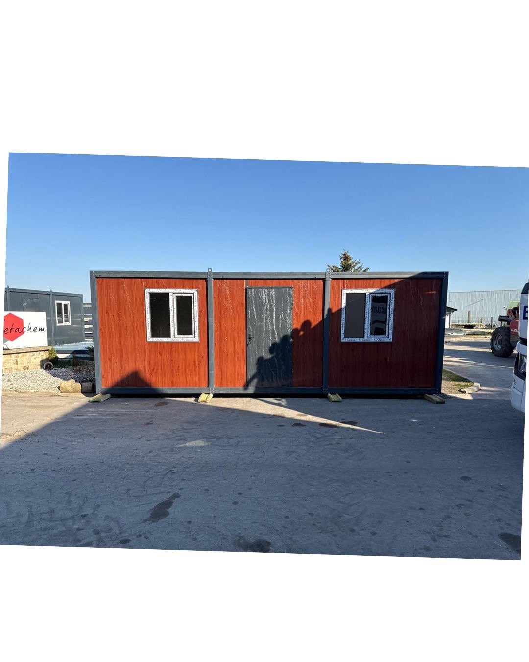 Bungalow 7m x 3m