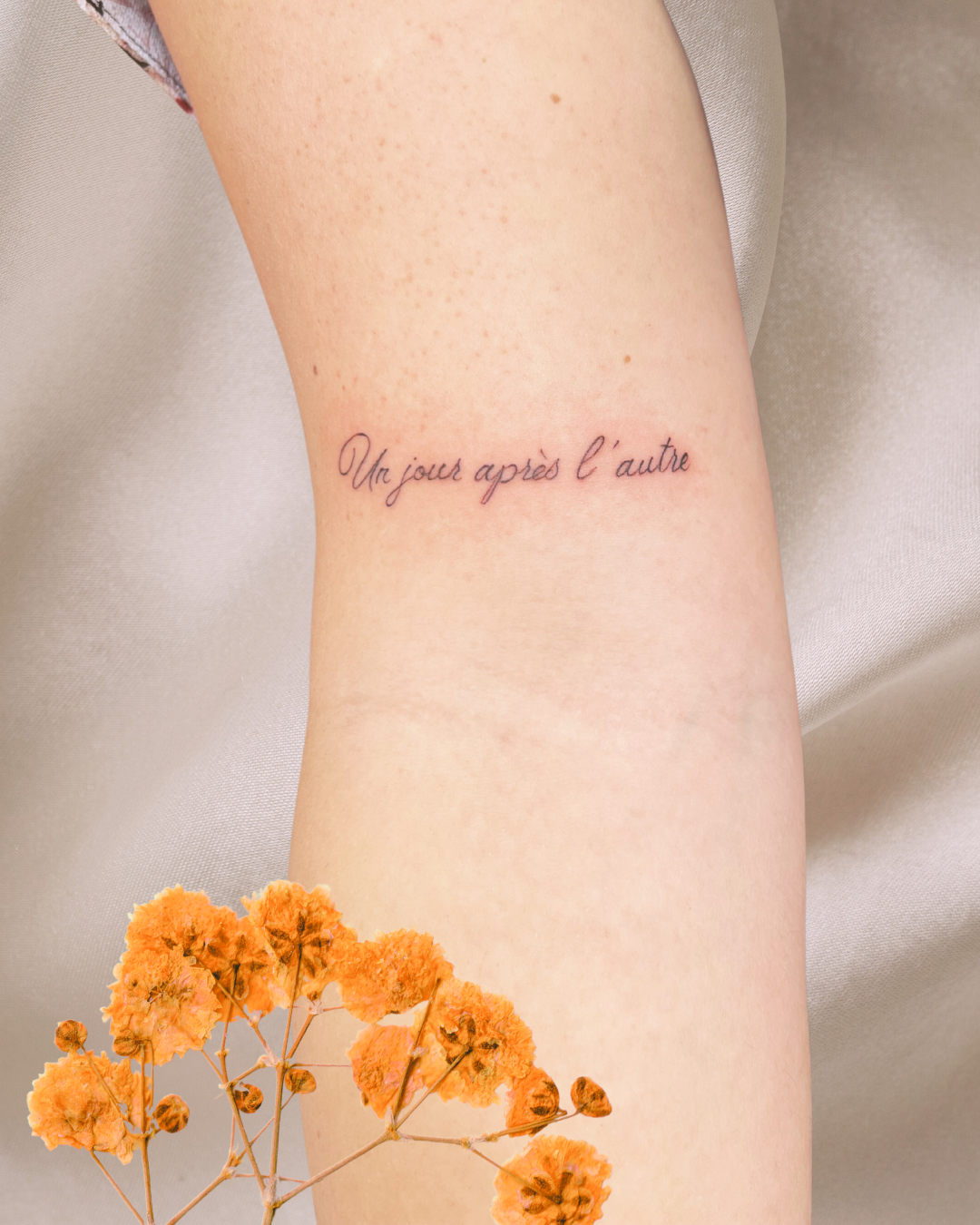 Tatouage lettrage calligraphie studio Inkorporée