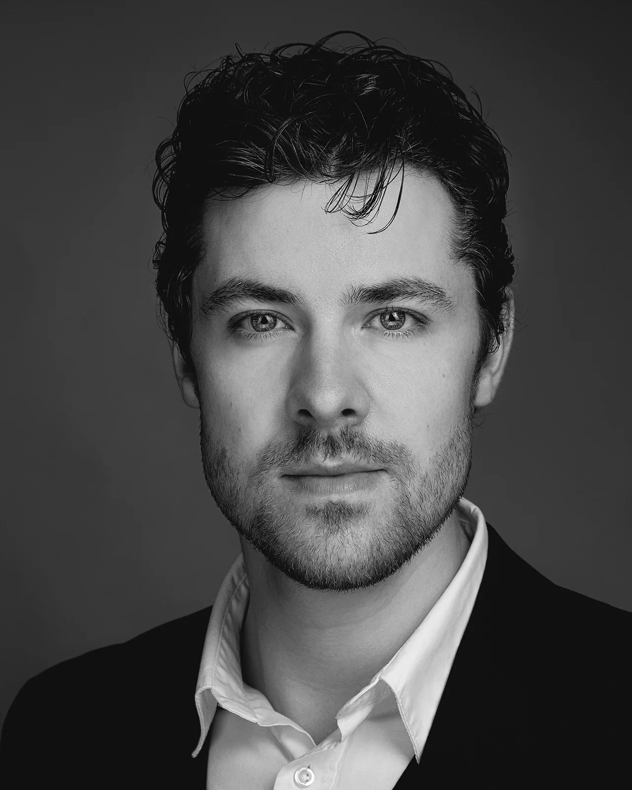 zakelijk portret man pak overhemd