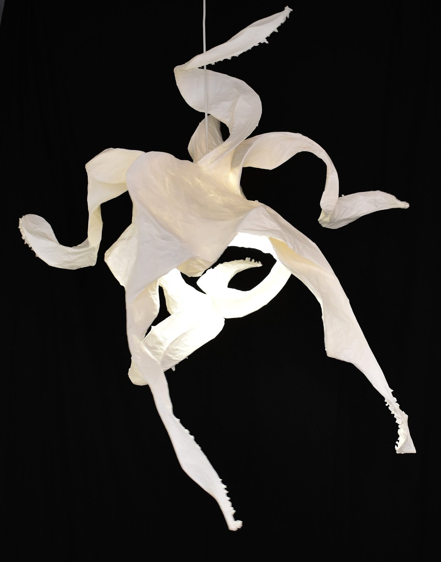 paper octopus Sète sculpture pendant light