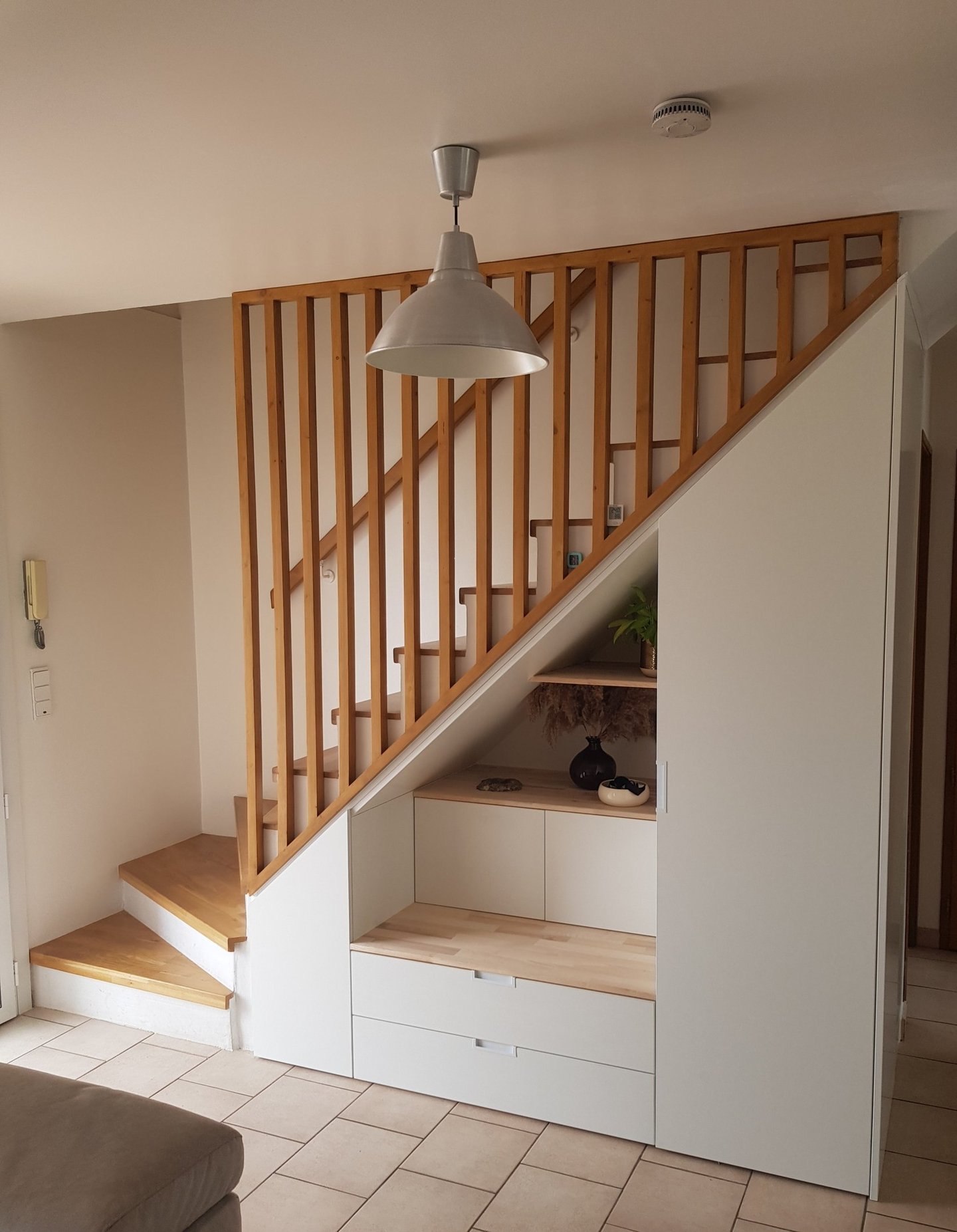 Meuble sous escalier