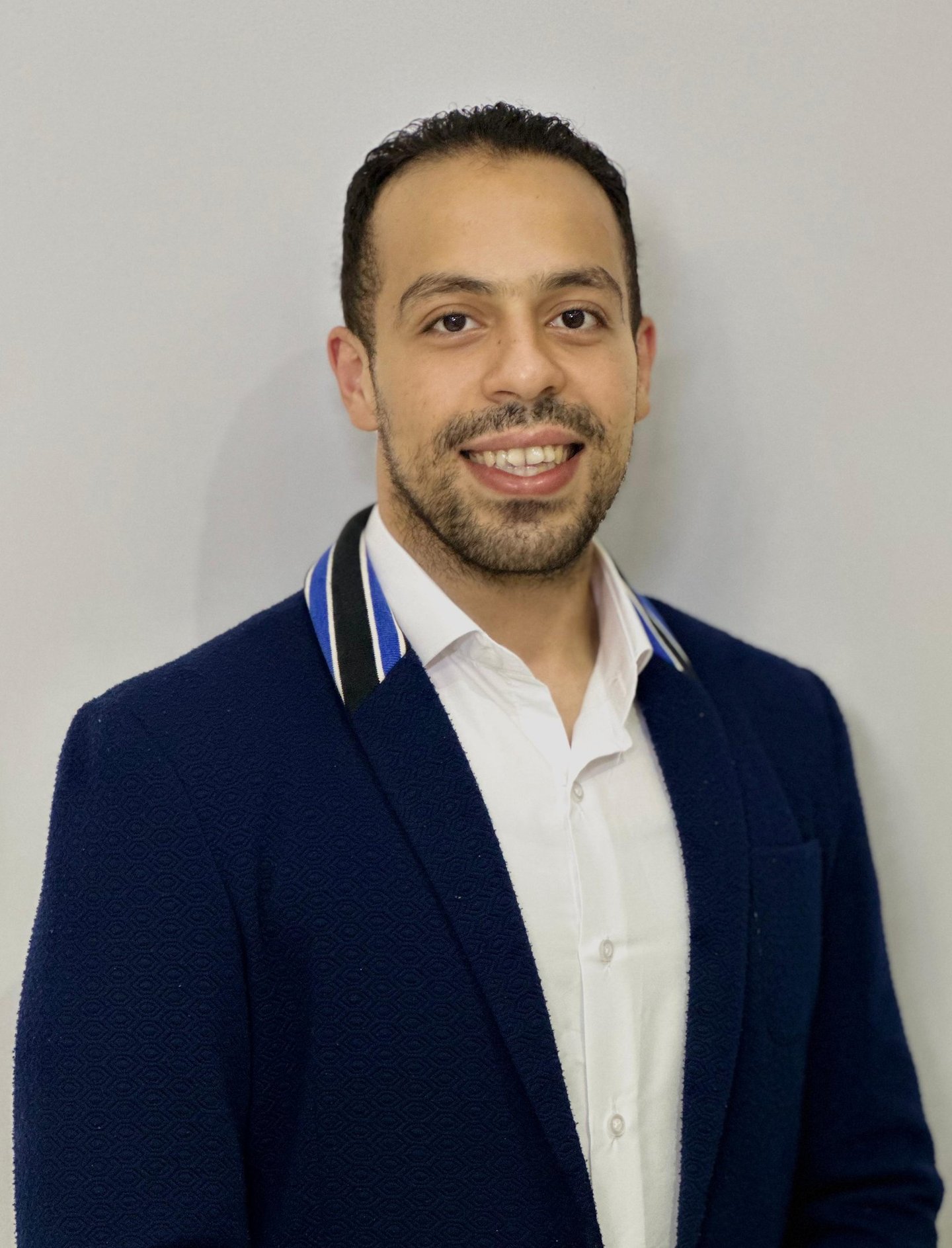 دكتور عصام الدين محمد عادل احسن دكتور اوعية دموية في السويس واحسن دكتور اوعية دموية في مدينة نصر