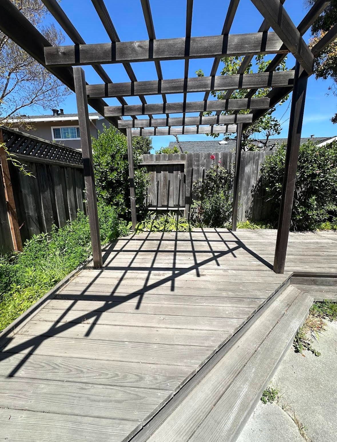 SFC Junk Removal: Home clutter hauling & furniture pickup in SF 94114.