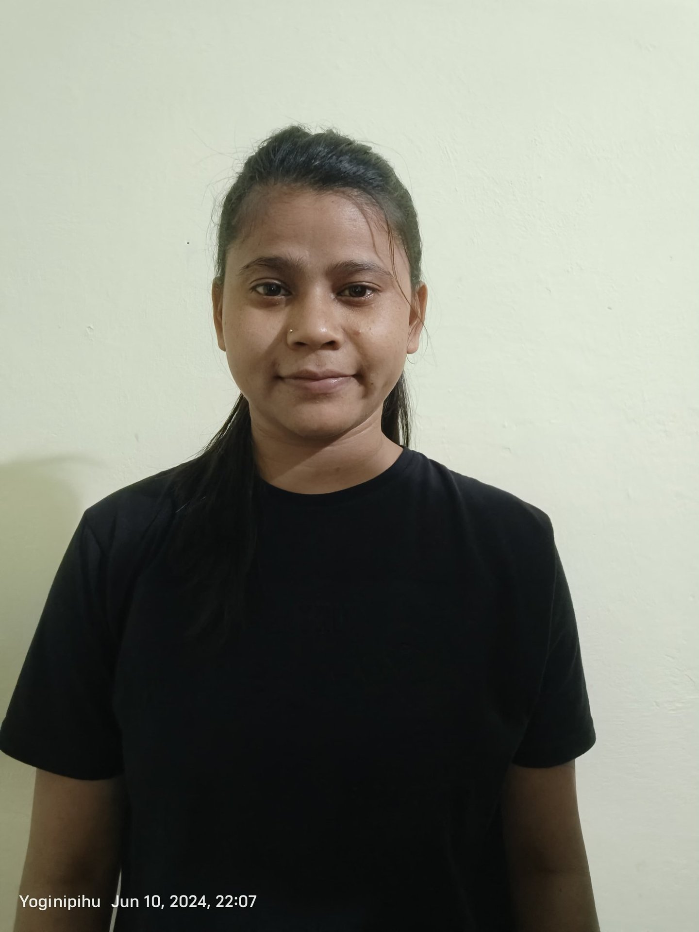 Personal fitness coach in Kukatpally conducting online sessions. Kukatpally Female Personal Trainer 