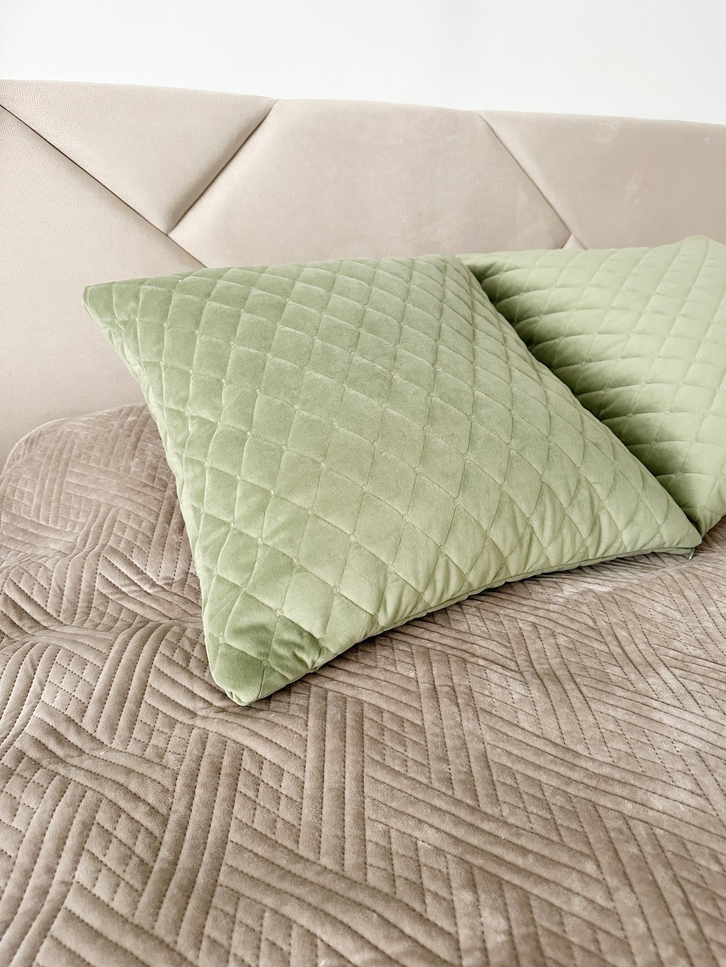 dekoratyvinės pagalvėlės