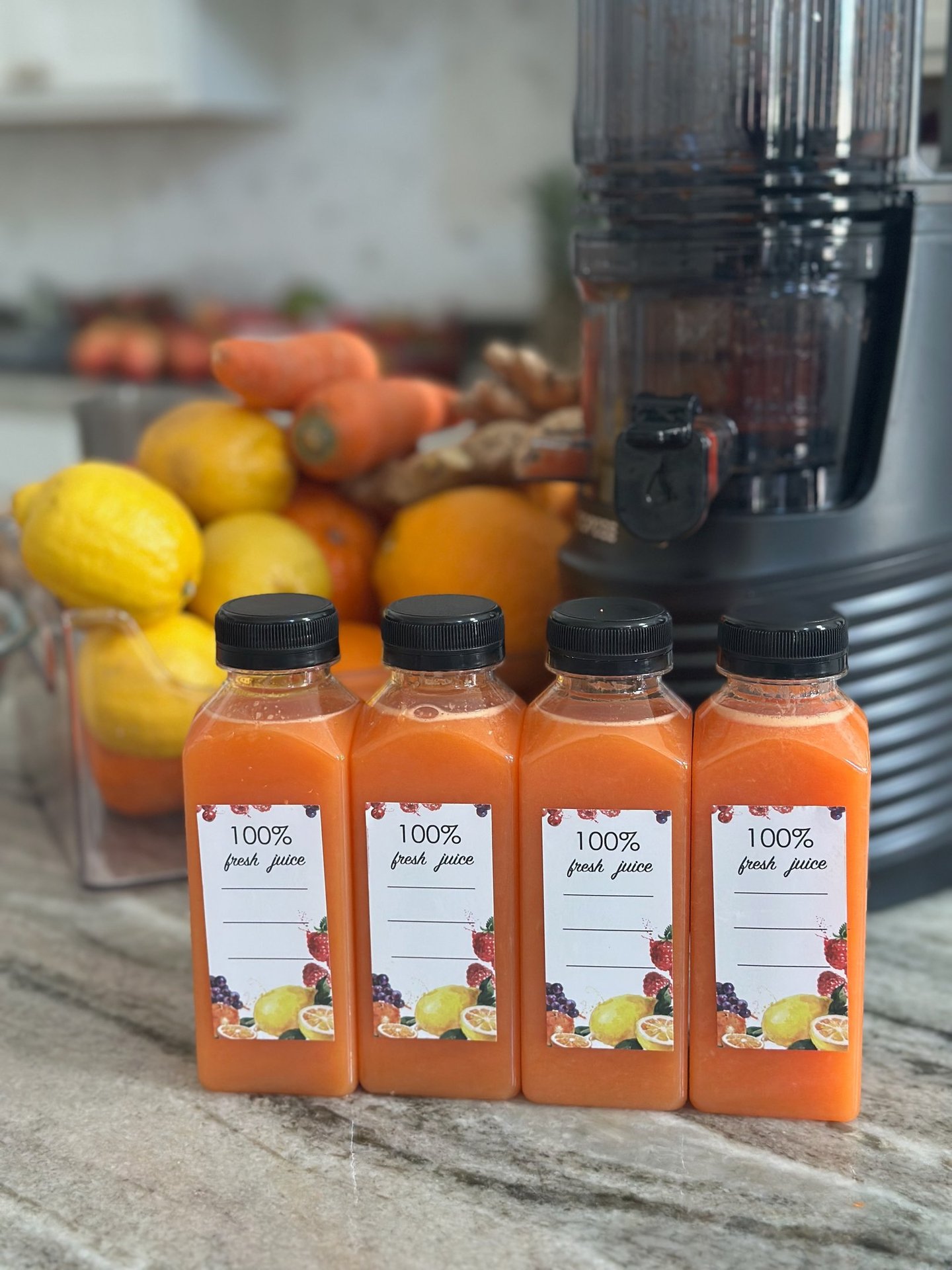 cold-pressed-orange-carrot-juice-homemade-no-sugar