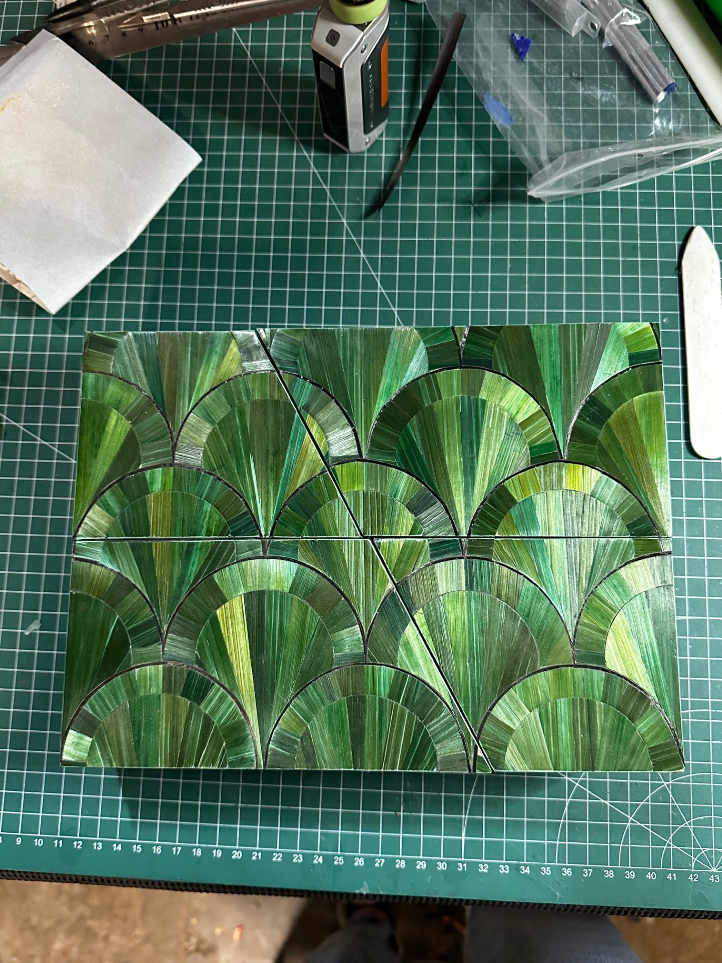 marqueterie art déco verte