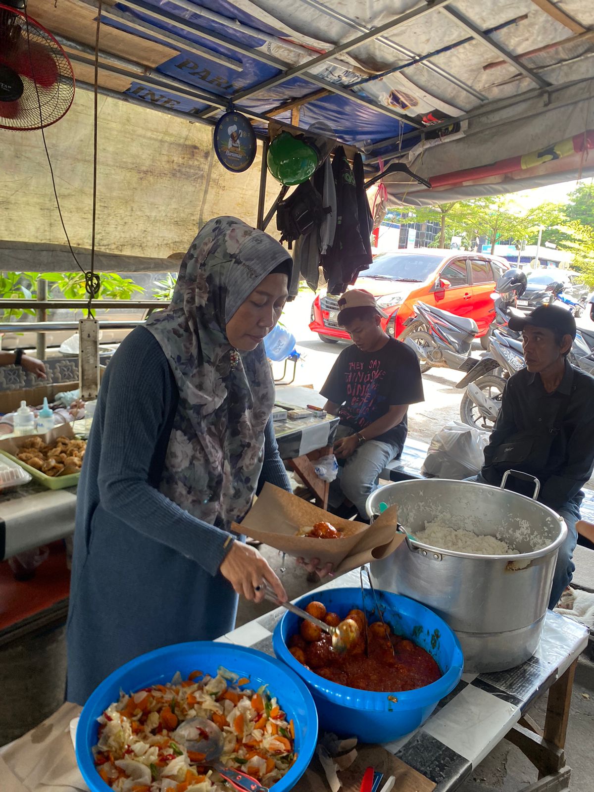 Sunday Bright, Jodoh