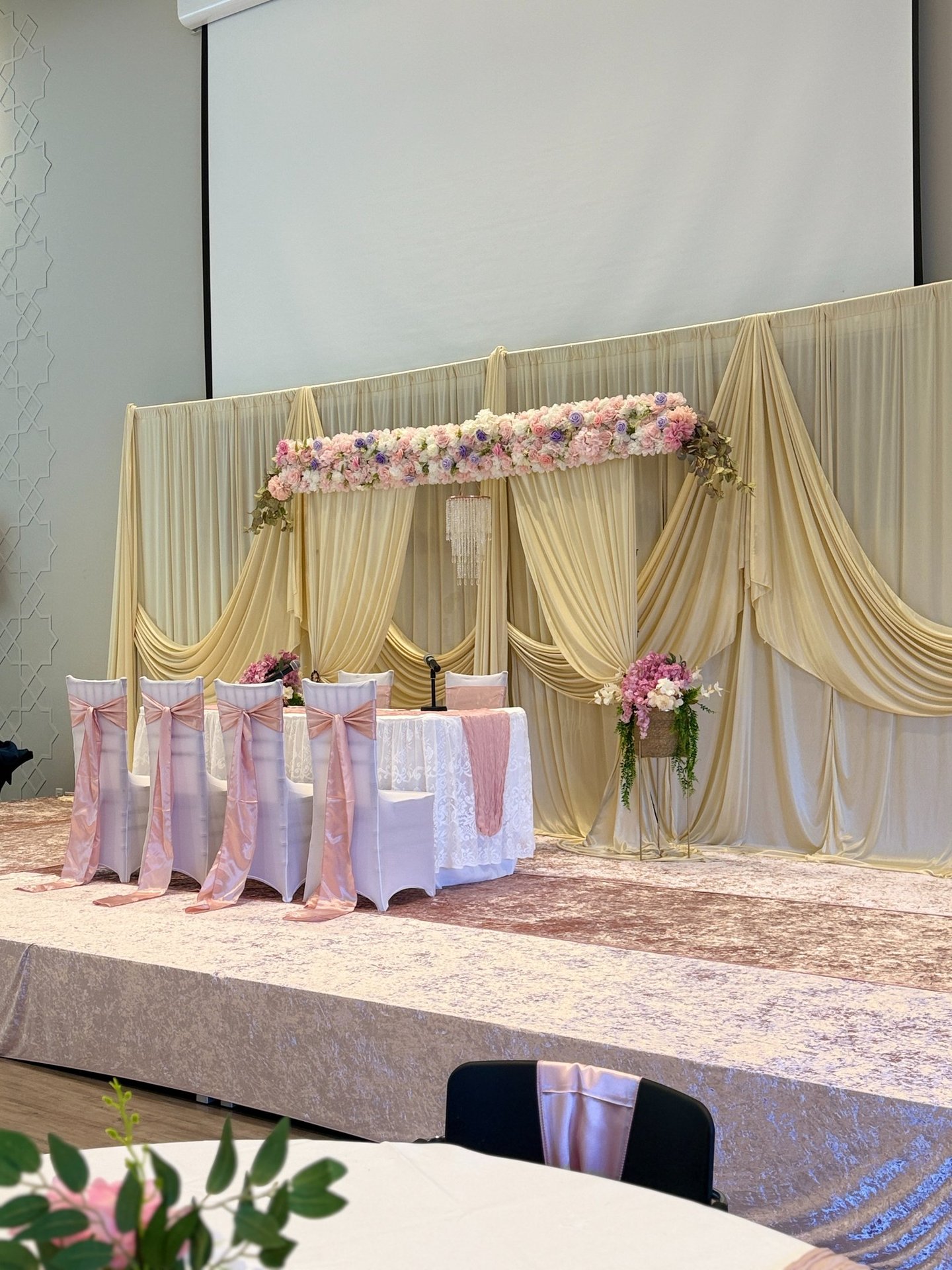 Elegant wedding decor by Kashta Events, Vancouver BC