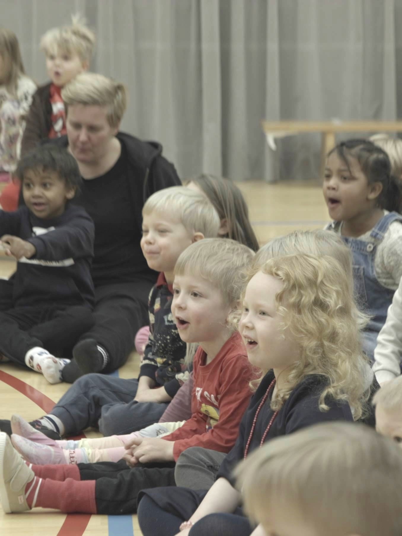 Juhliin taikuri lapsille esiintyy