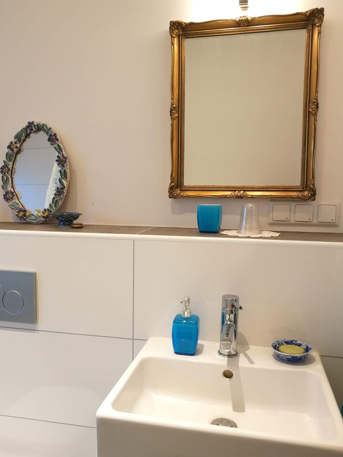 ein kleines, aber hübsches Badezimmer