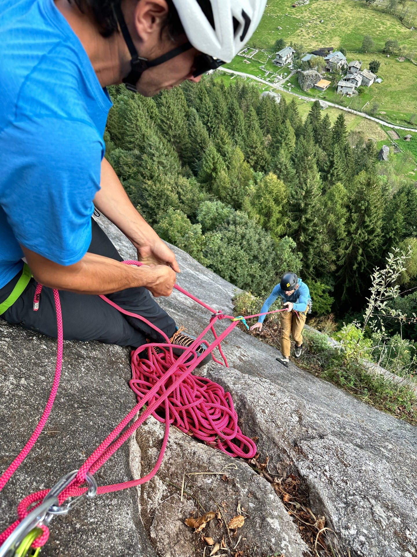 Self rescue for rock climbers