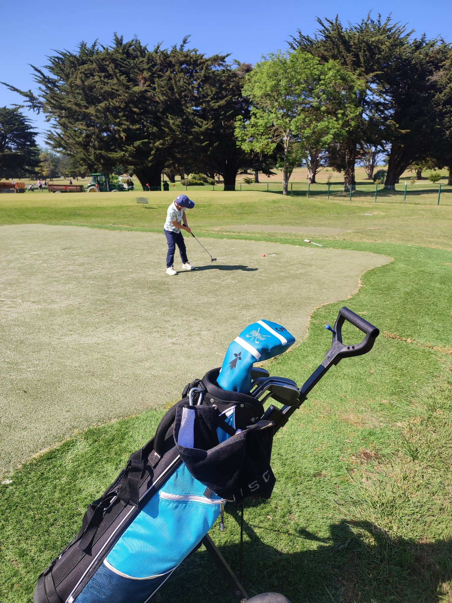 golfeur et sac de golf