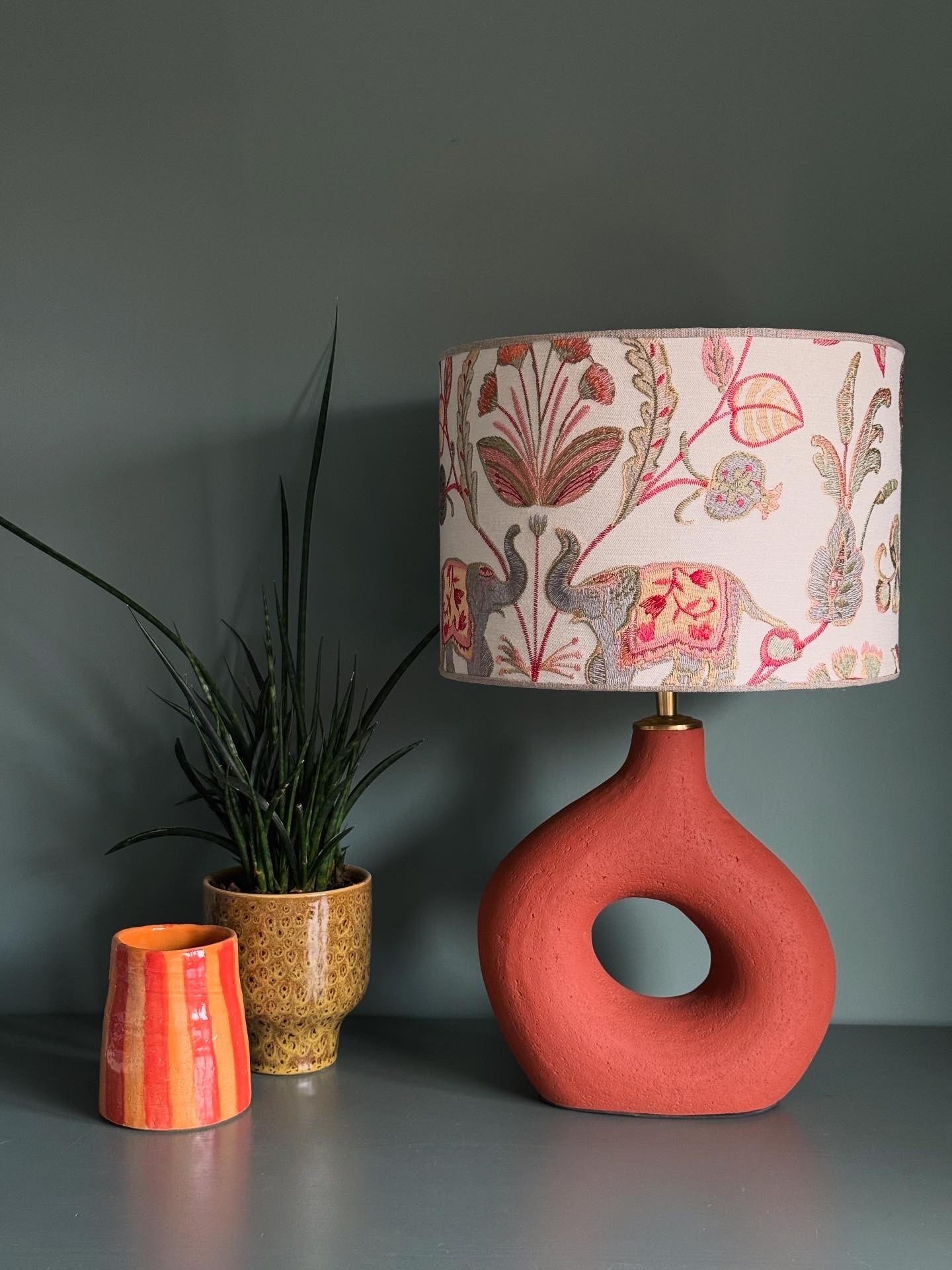 Sfeerfoto (lamp in woonkamer/slaapkamer)