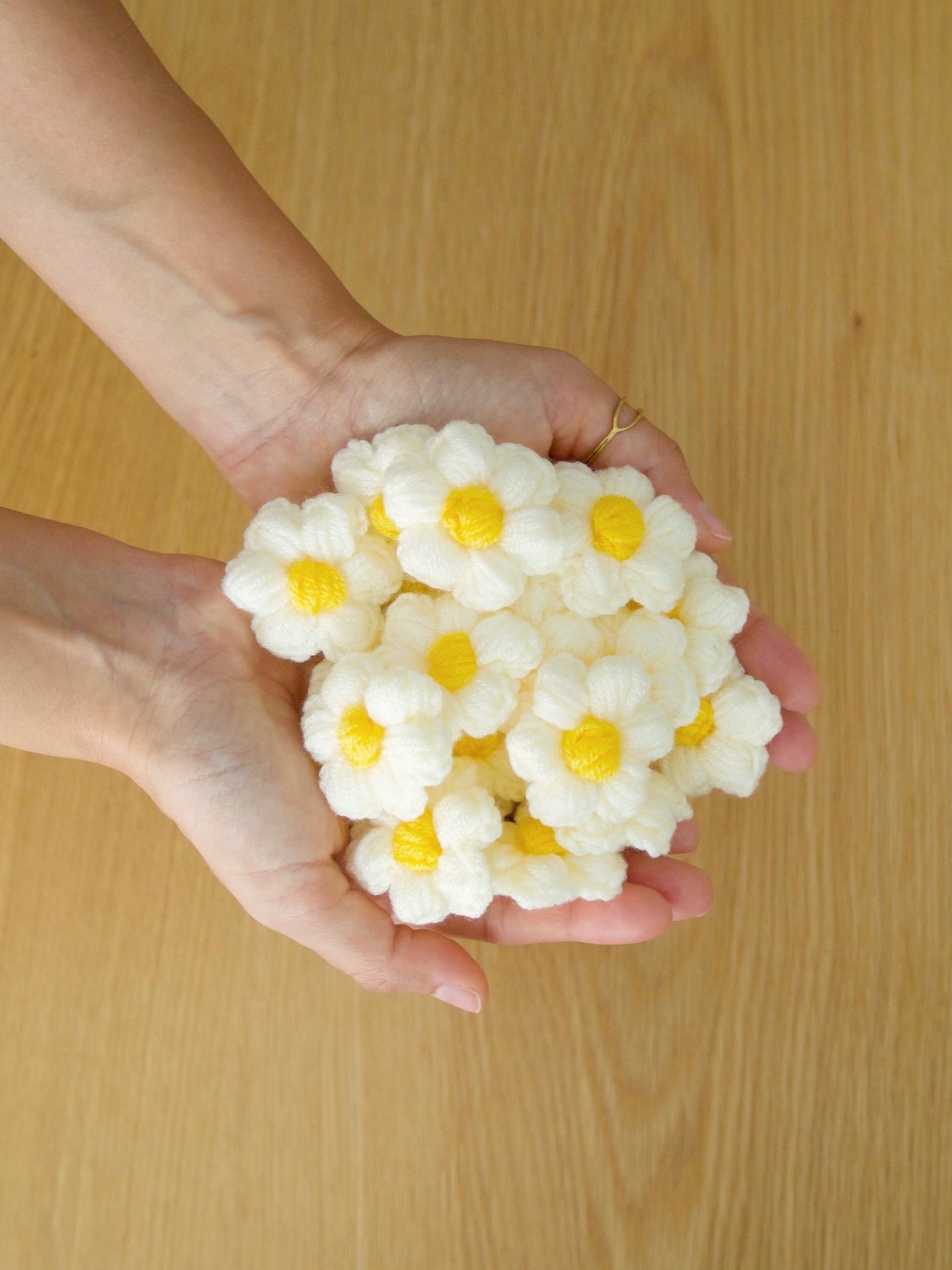 Patron crochet flores puff