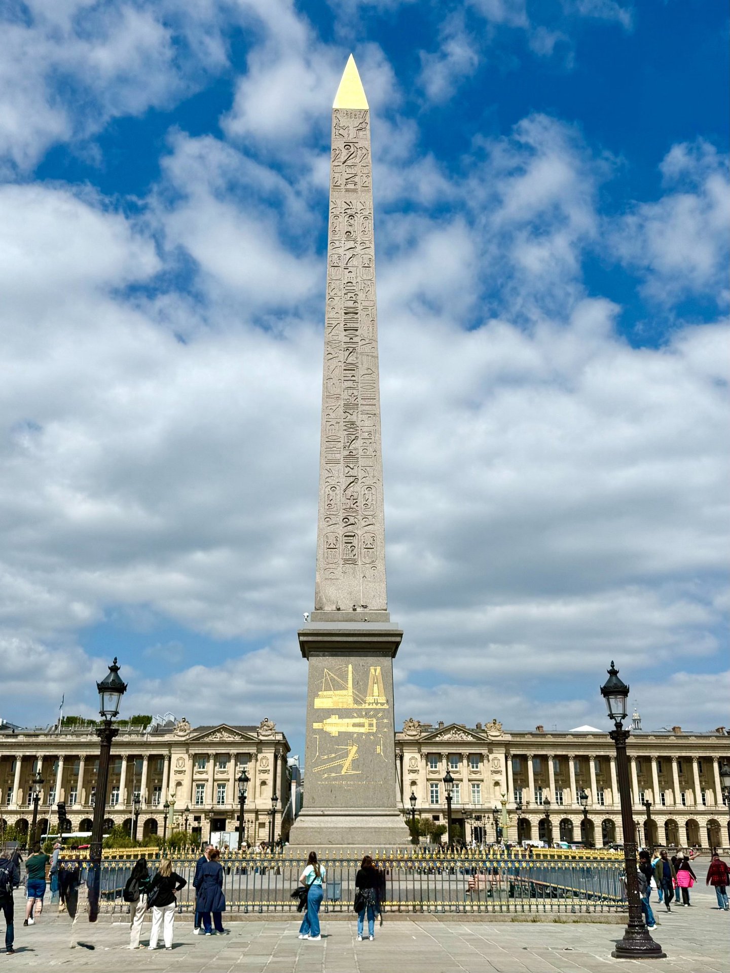 Paris Concorde Free Tour
