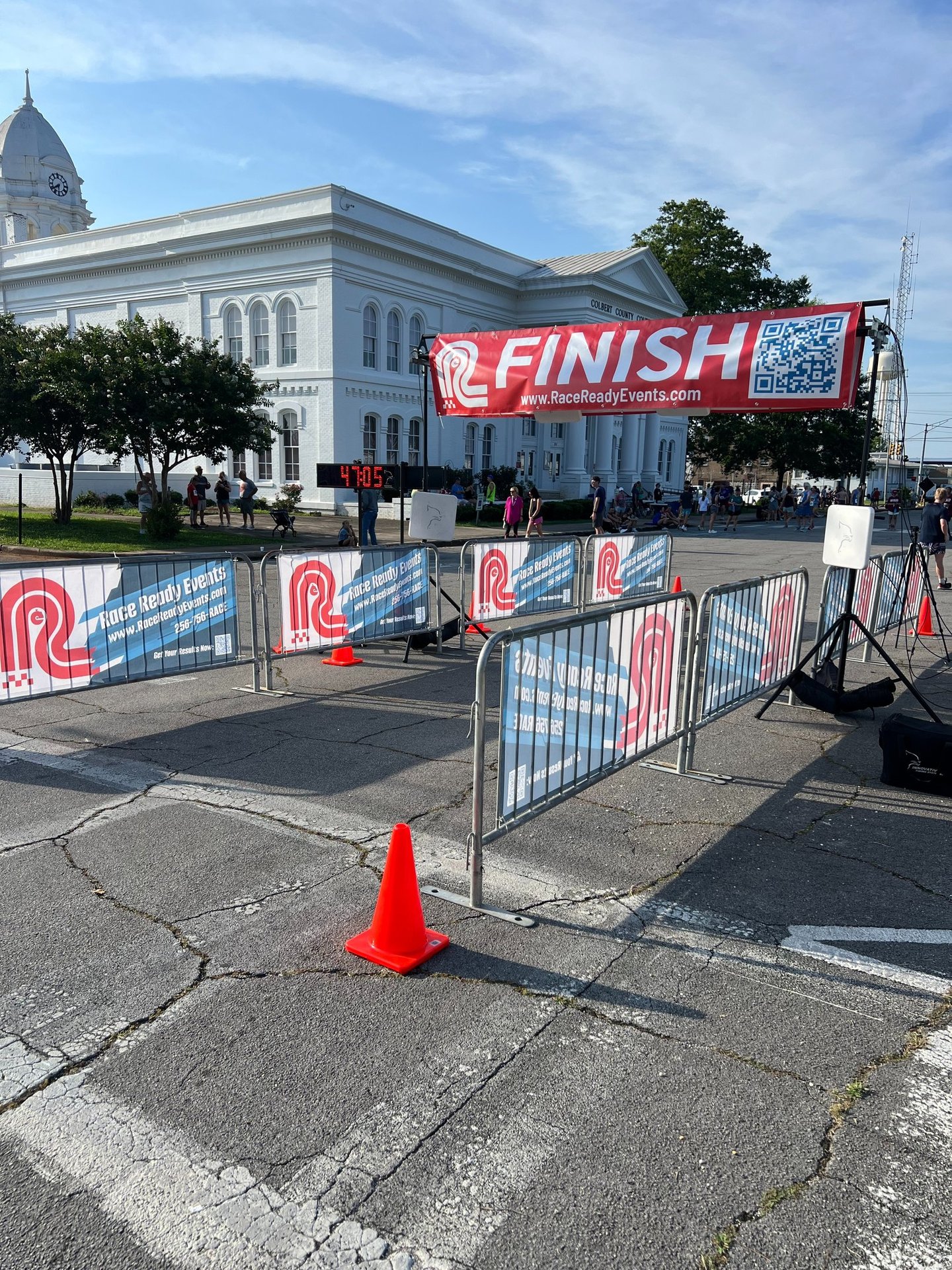 Race Ready Finish Line with the background of the beautiful white marble colbert county courthouse