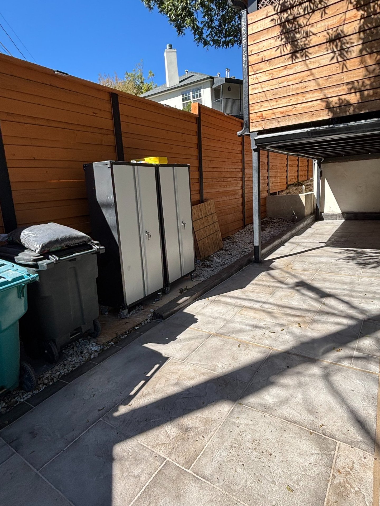 Razorbill Junk Removal Cleared Out Paint Cans In San Antonio