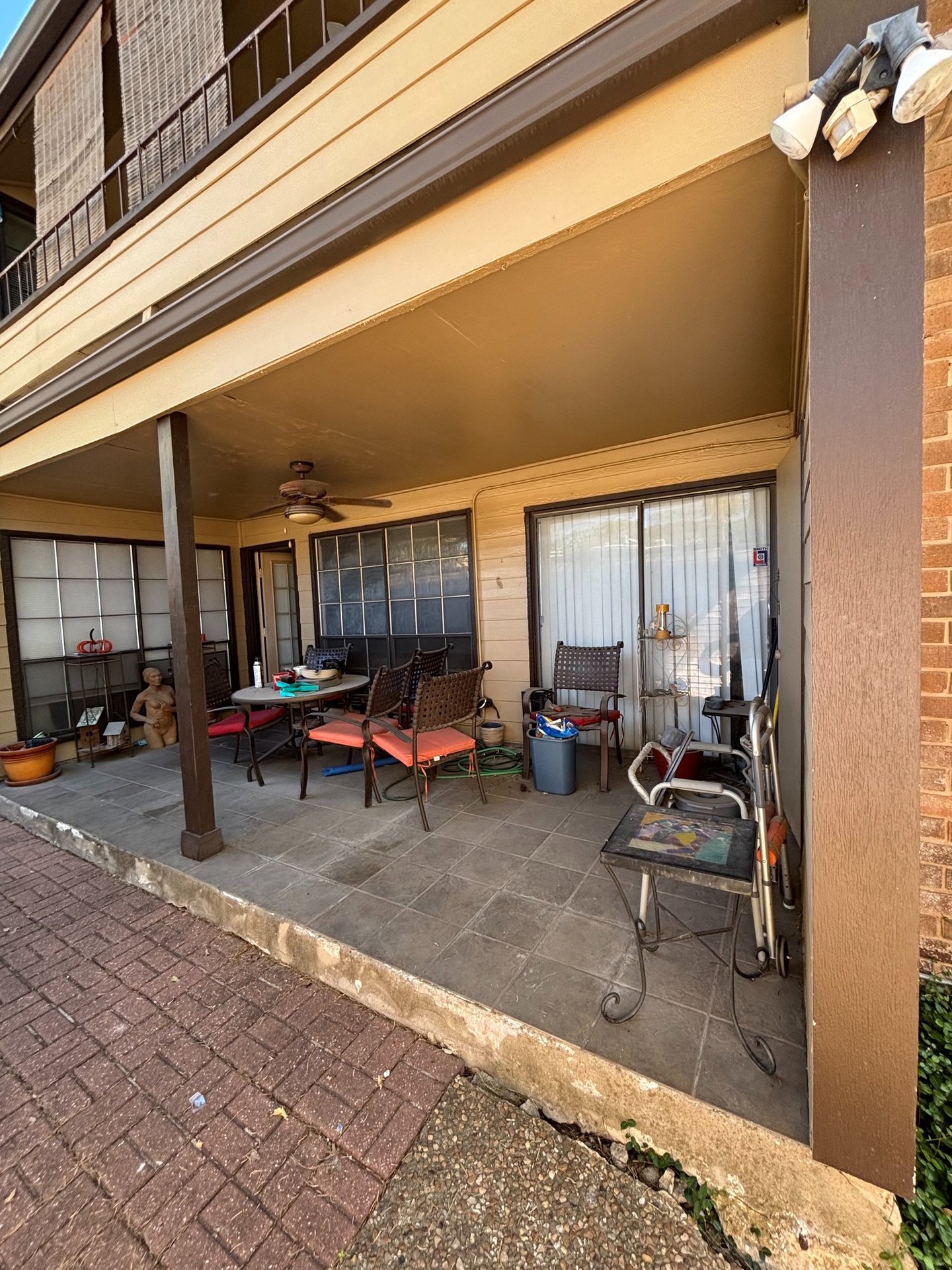 Apartment Cleanout After Razorbill Junk Removal