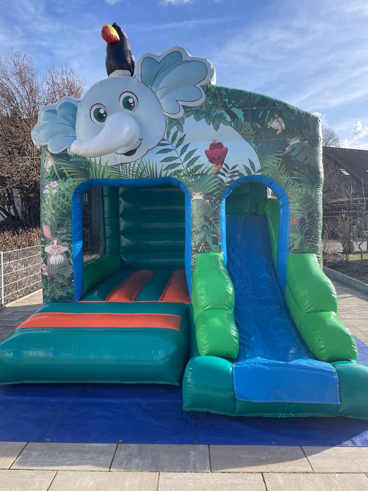 Hüpfburg - Elefant