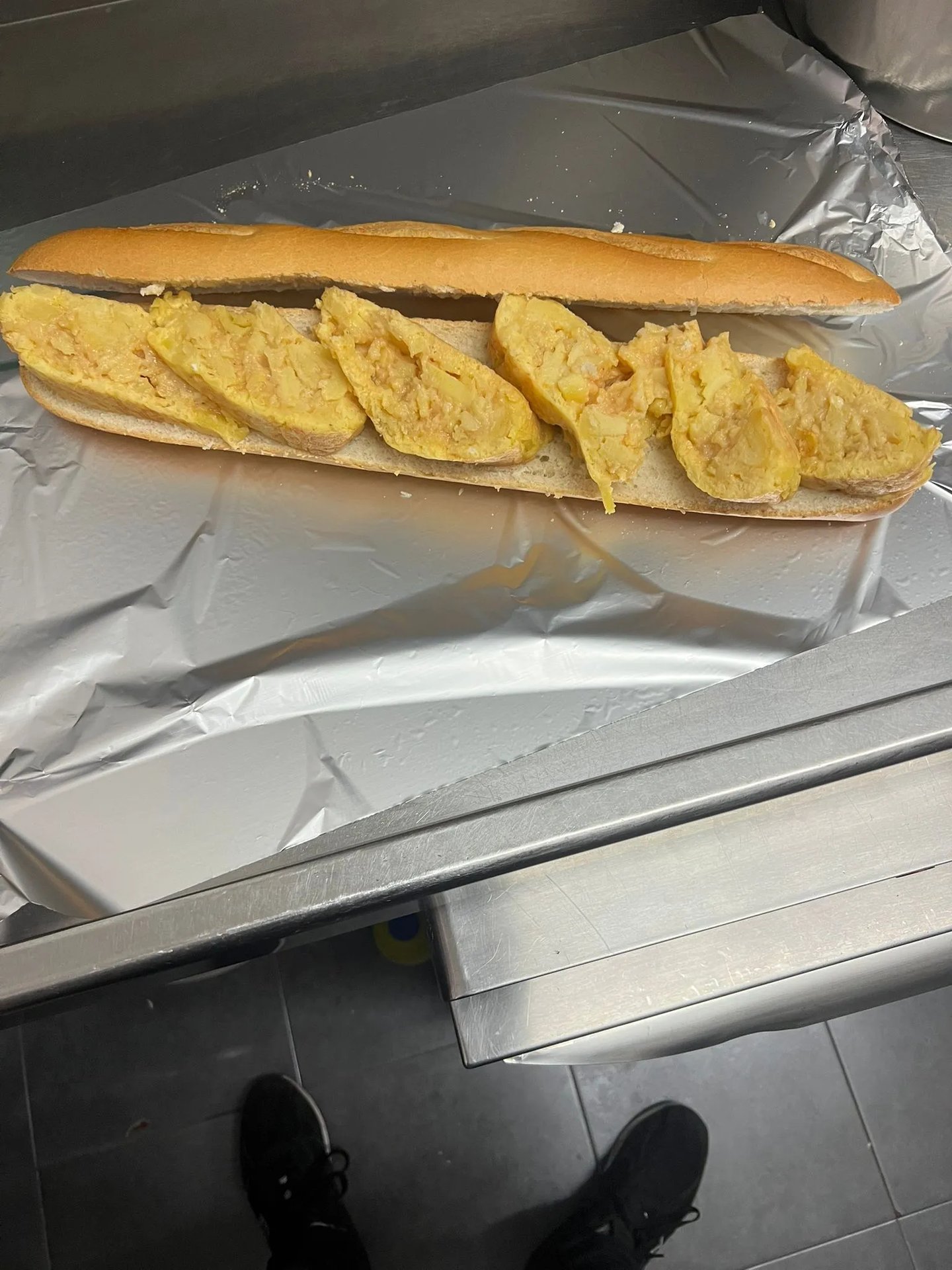 bocadillo de tortilla de patatas