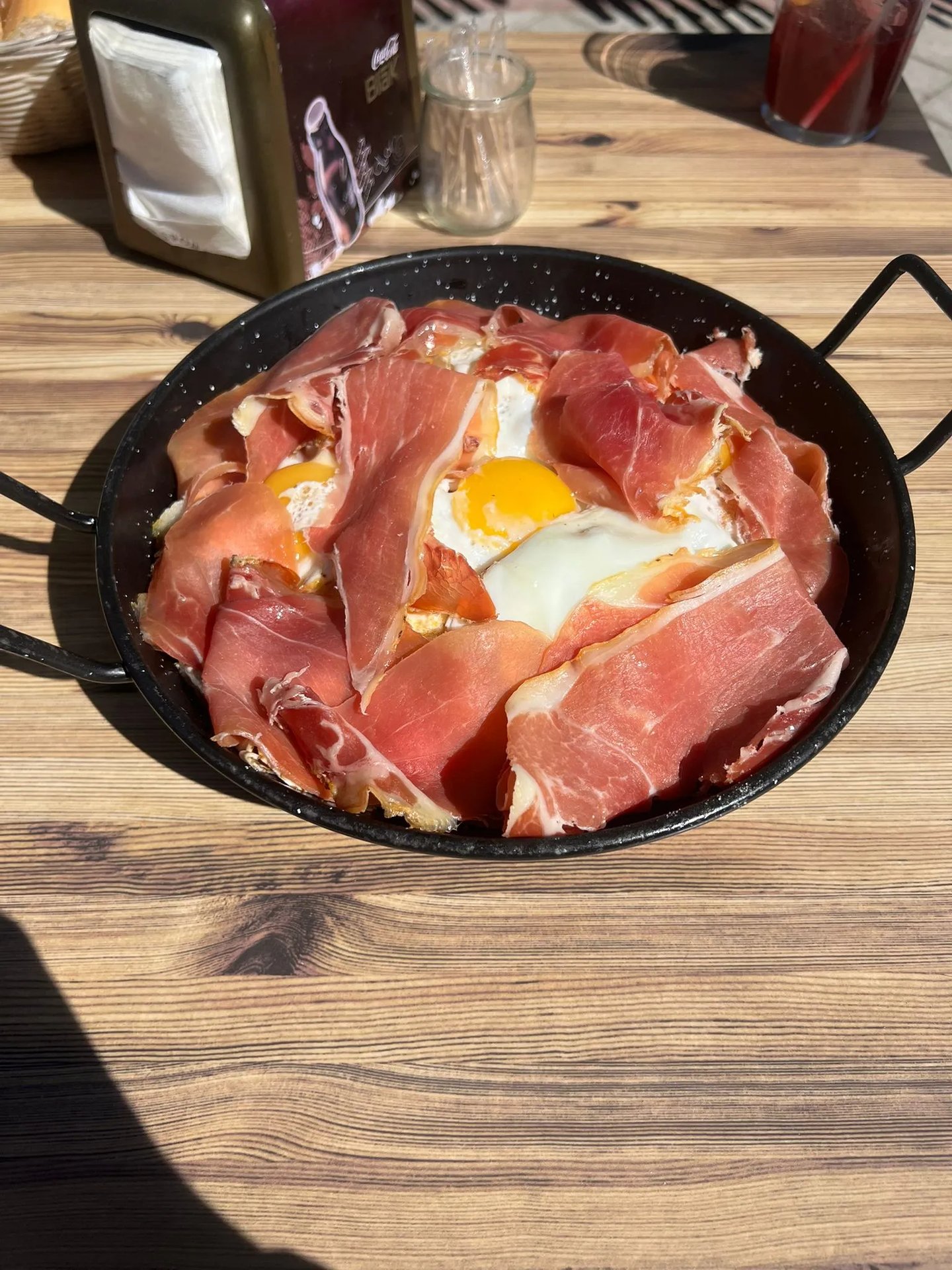 huevos rotos con jamon