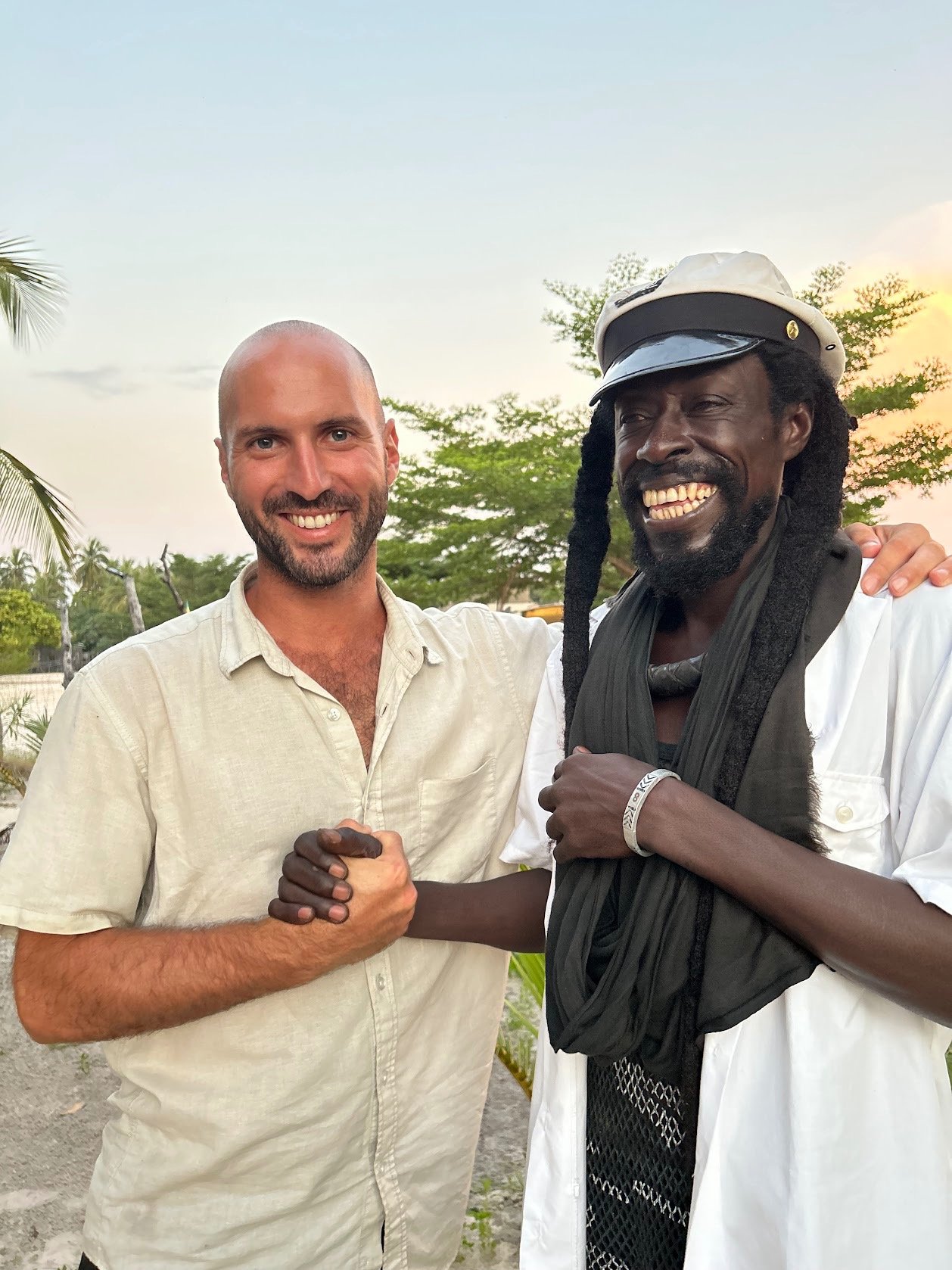 Hedy, l'un des fondateur de Kadiamor et Zoom Sene le parrain artistique de l'association.