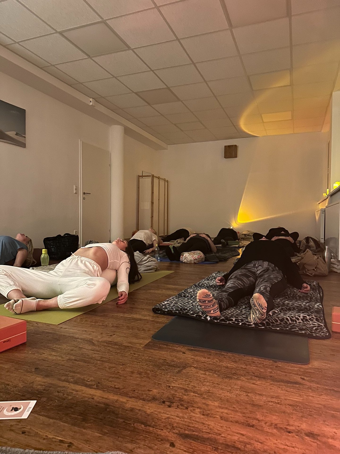 Yoga-Gruppe in Hof bei Salzburg 