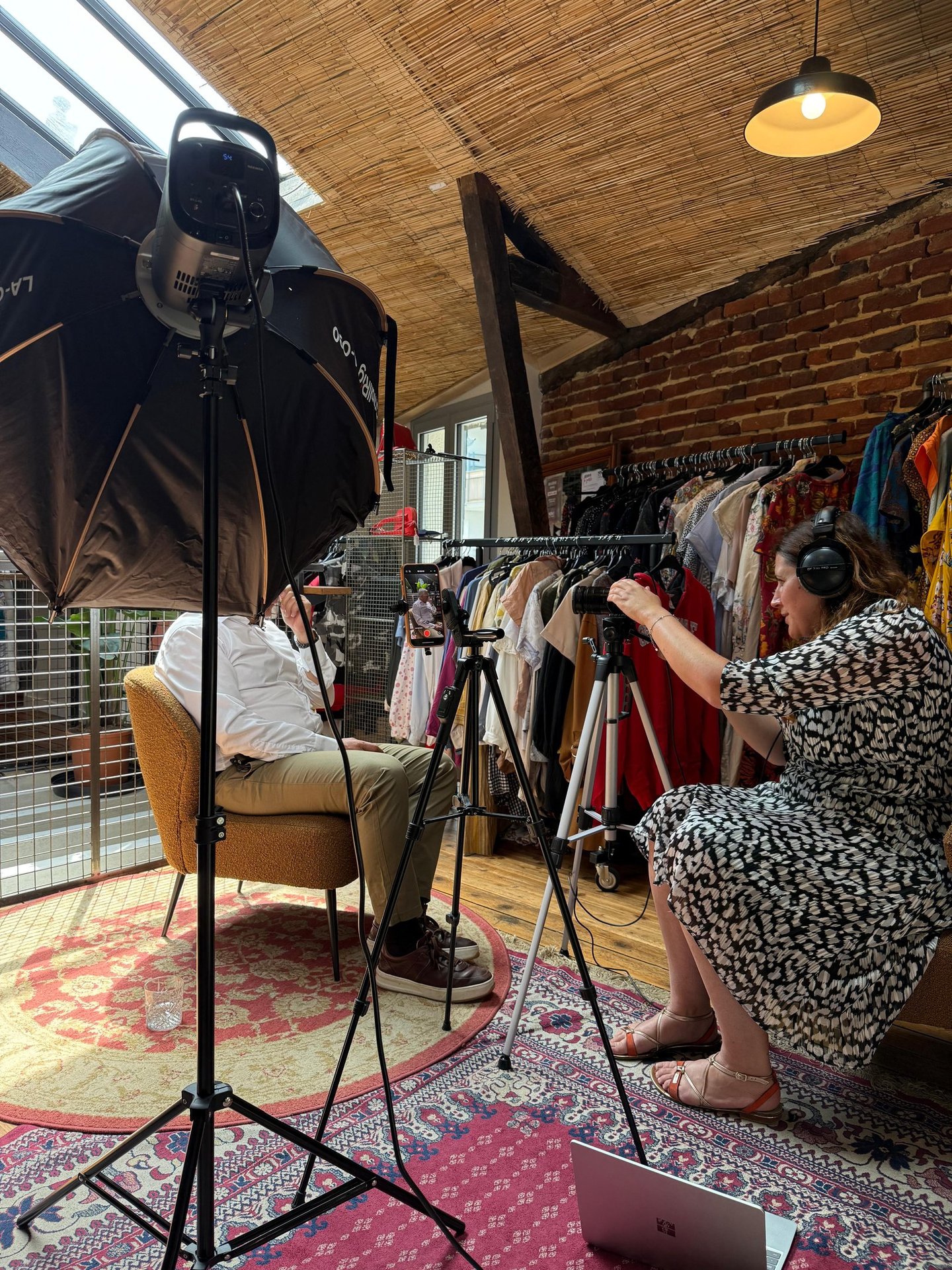 Tournage interview corporate sur site avec vidéaste pro