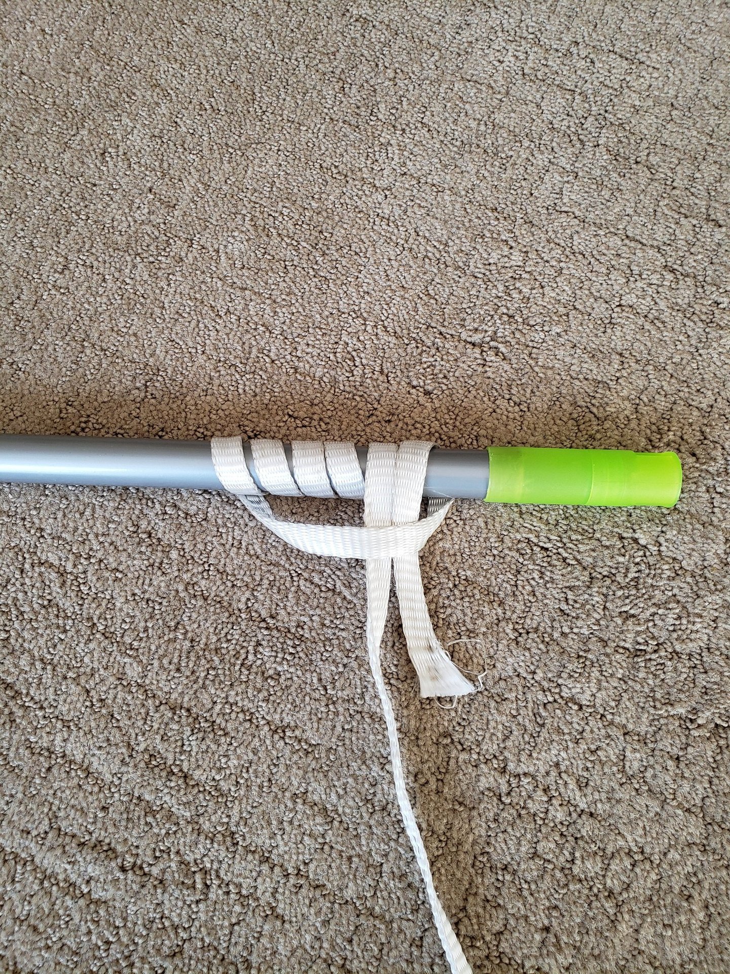 Undressed Schwäbisch Hitch showing the knot structure