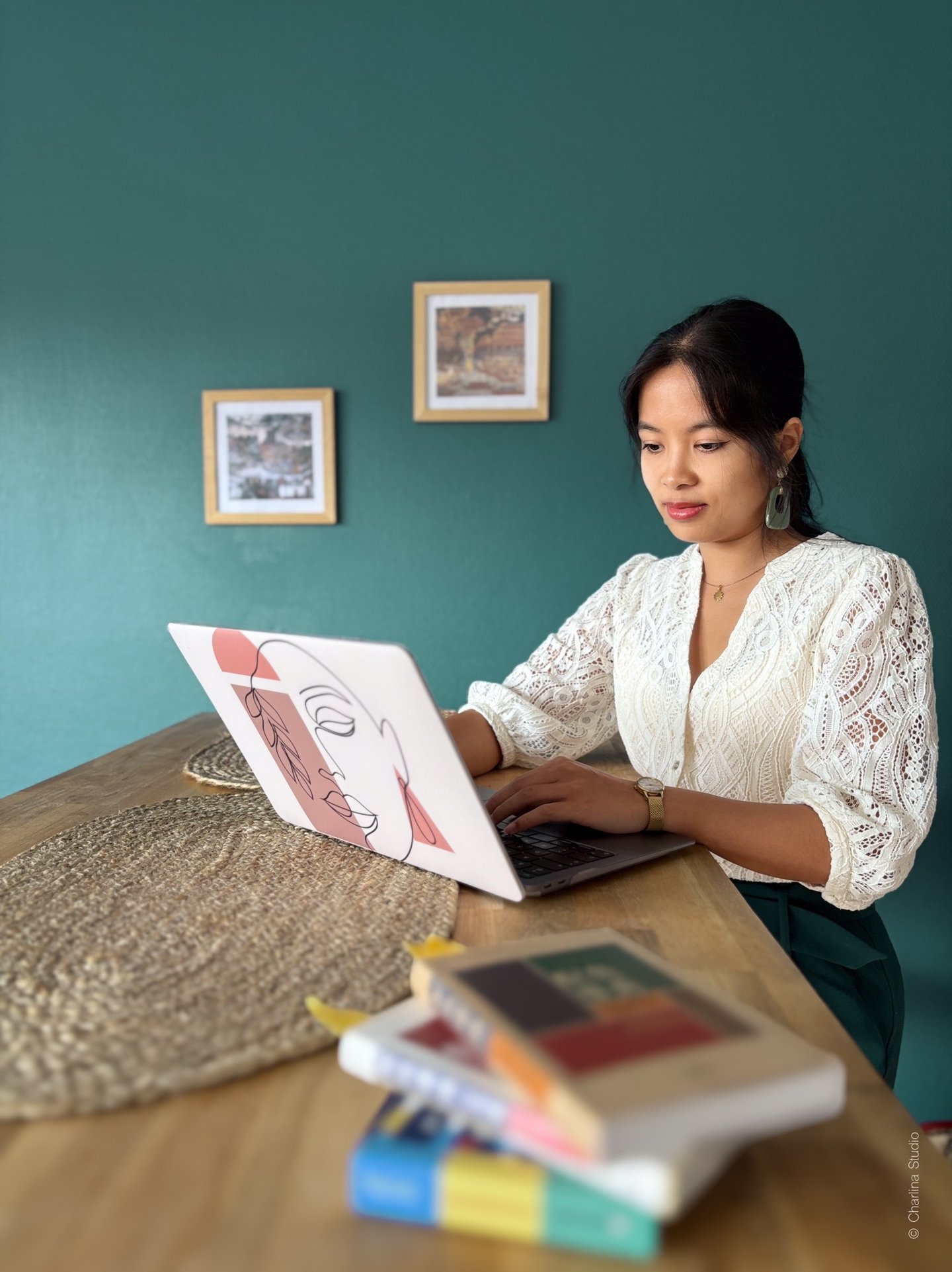 Charlina Studio, graphiste identité visuelle à Toulouse