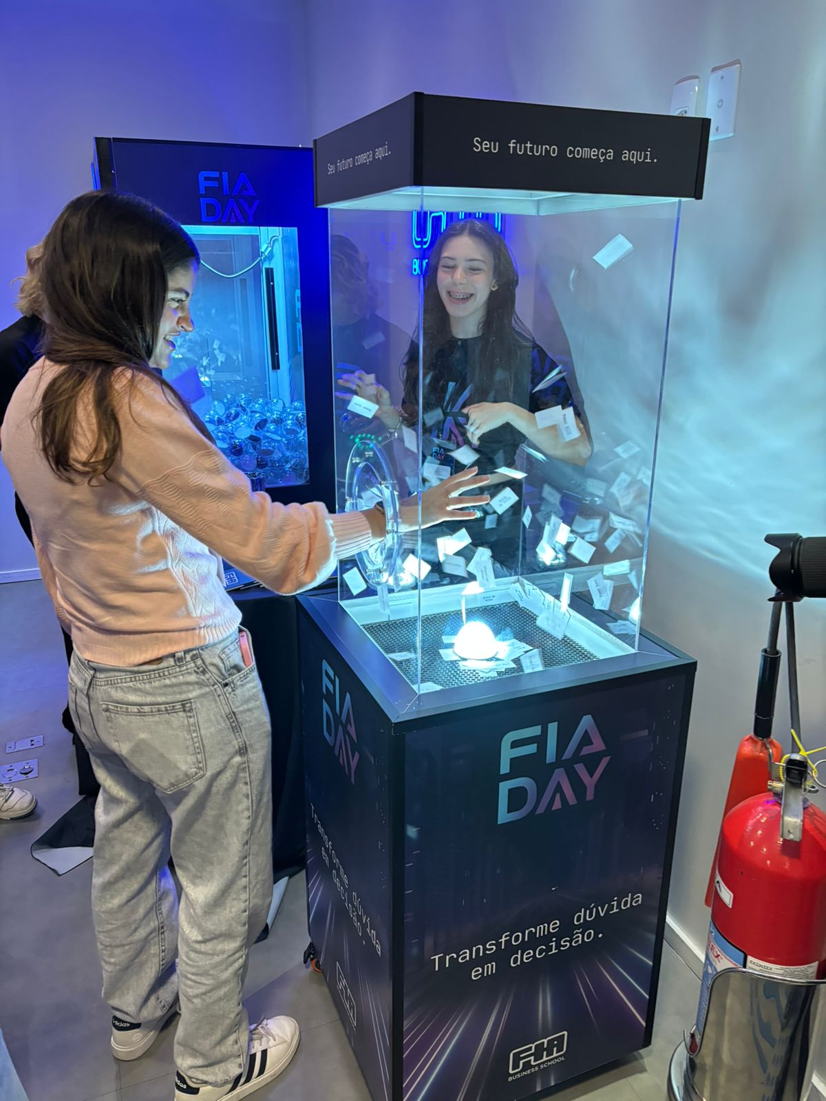 Cabine twister de mão para eventos corporativos