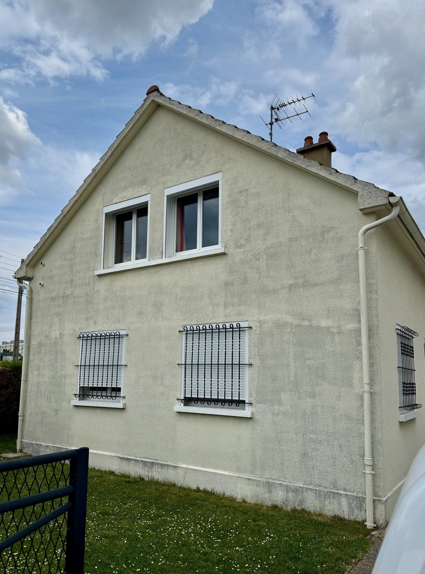 photo avant chantier isolation par extérieur et ravalement de façade Troyes