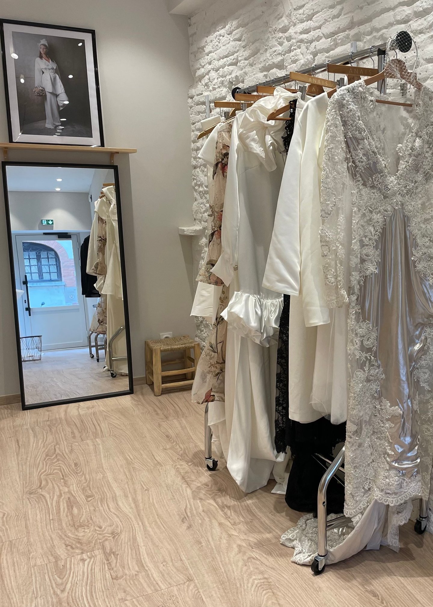 Showroom avec les créations de la créatrices de mode Anaïs Ricard à Toulouse et Paris