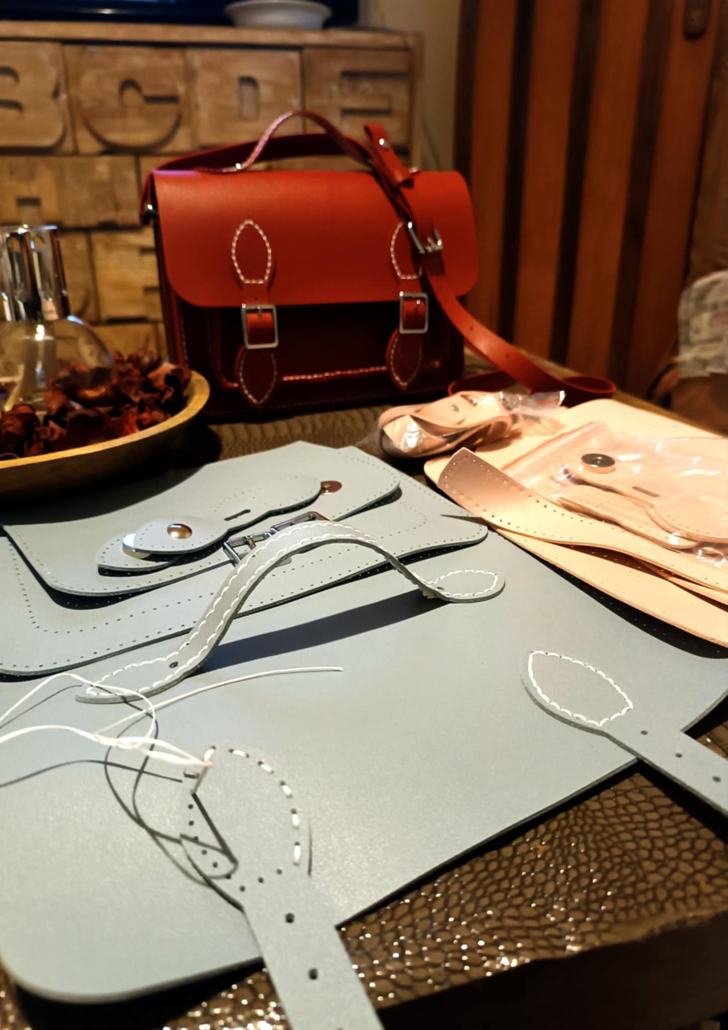 Sac à main à coudre soi même personnalisé par Cosquinelle