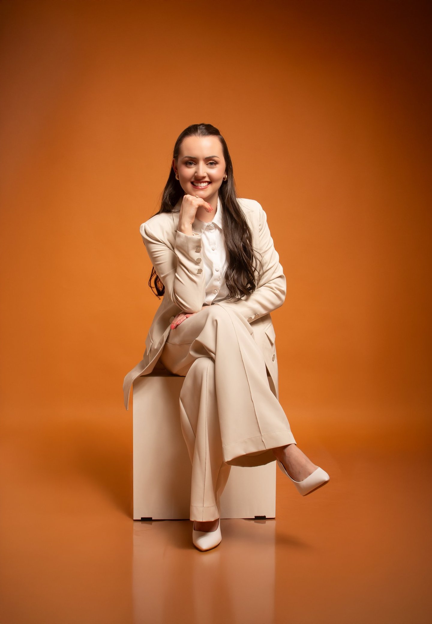 "Dra. Ana Paloma Salvador, advogada especializada em inventários em Pitanga PR