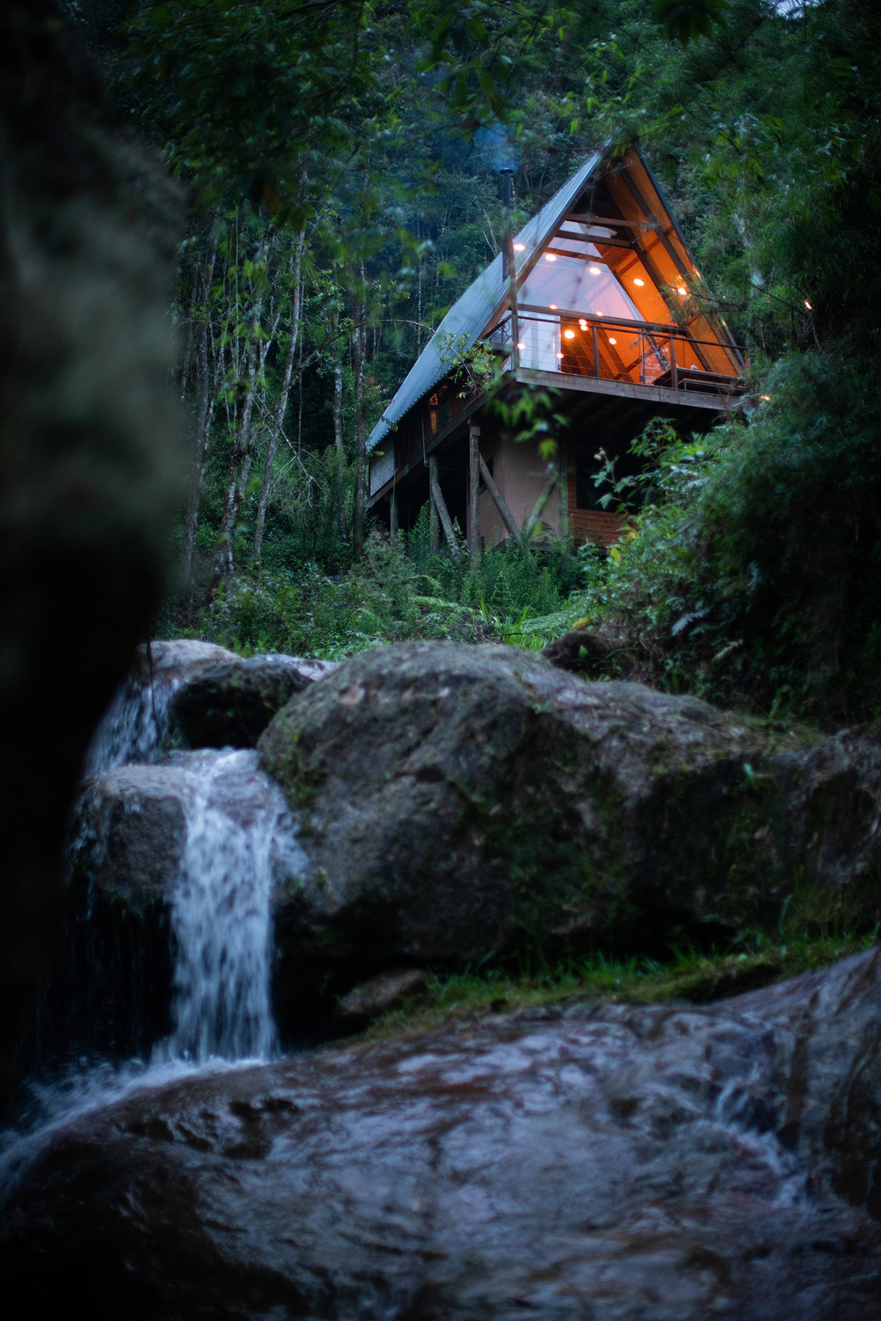 hospedagem-chale-triangular-montanhas