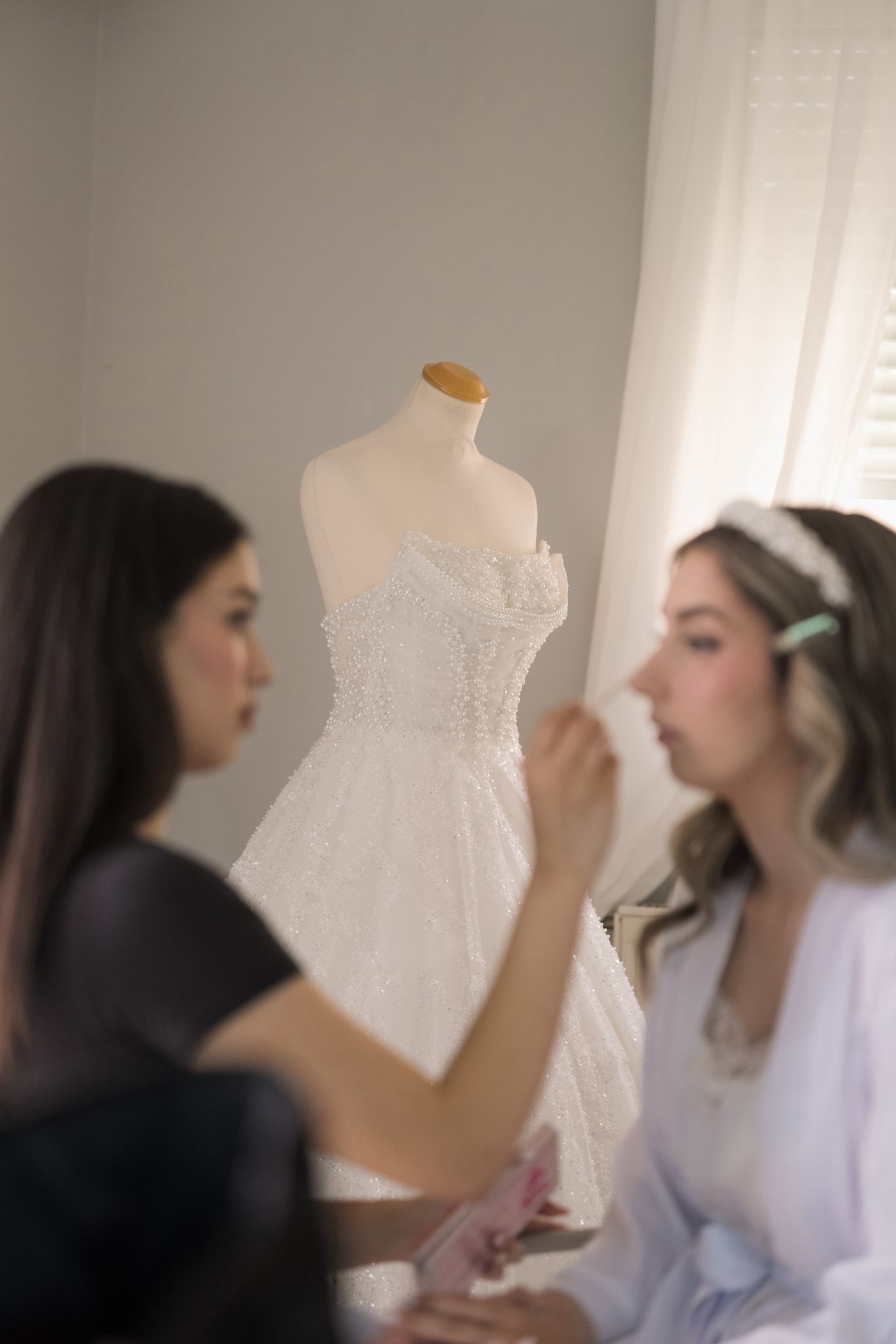 luxury glam best bridal makeup artist in Toronto