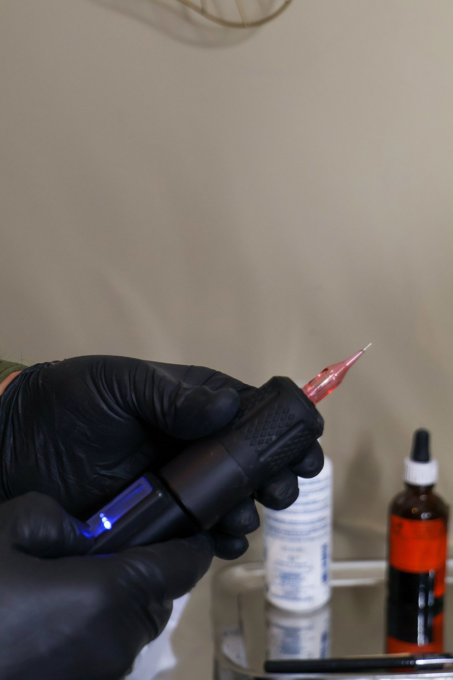 dermographe de tricopigmentation capillaire