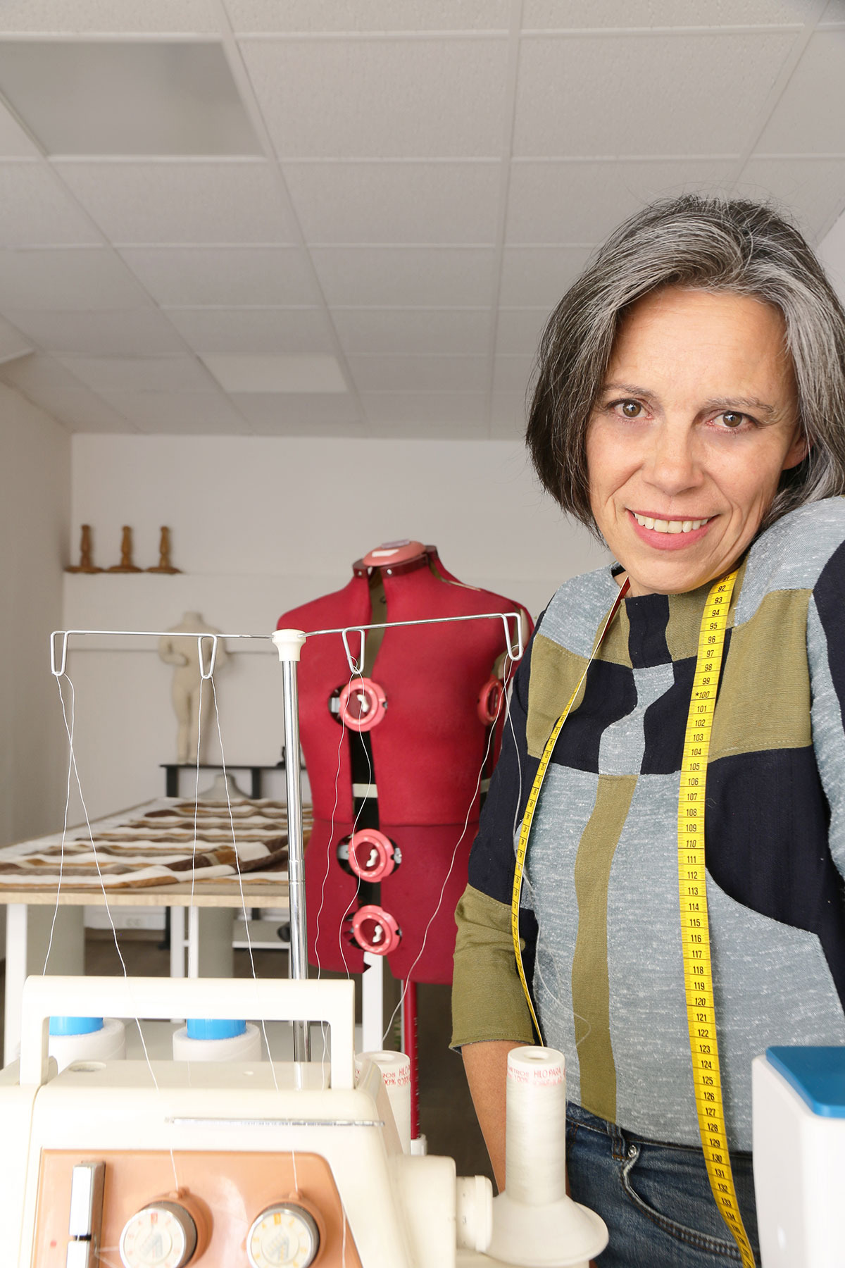 Gala Kosturica | Olga Pérez | Costurera Logroño